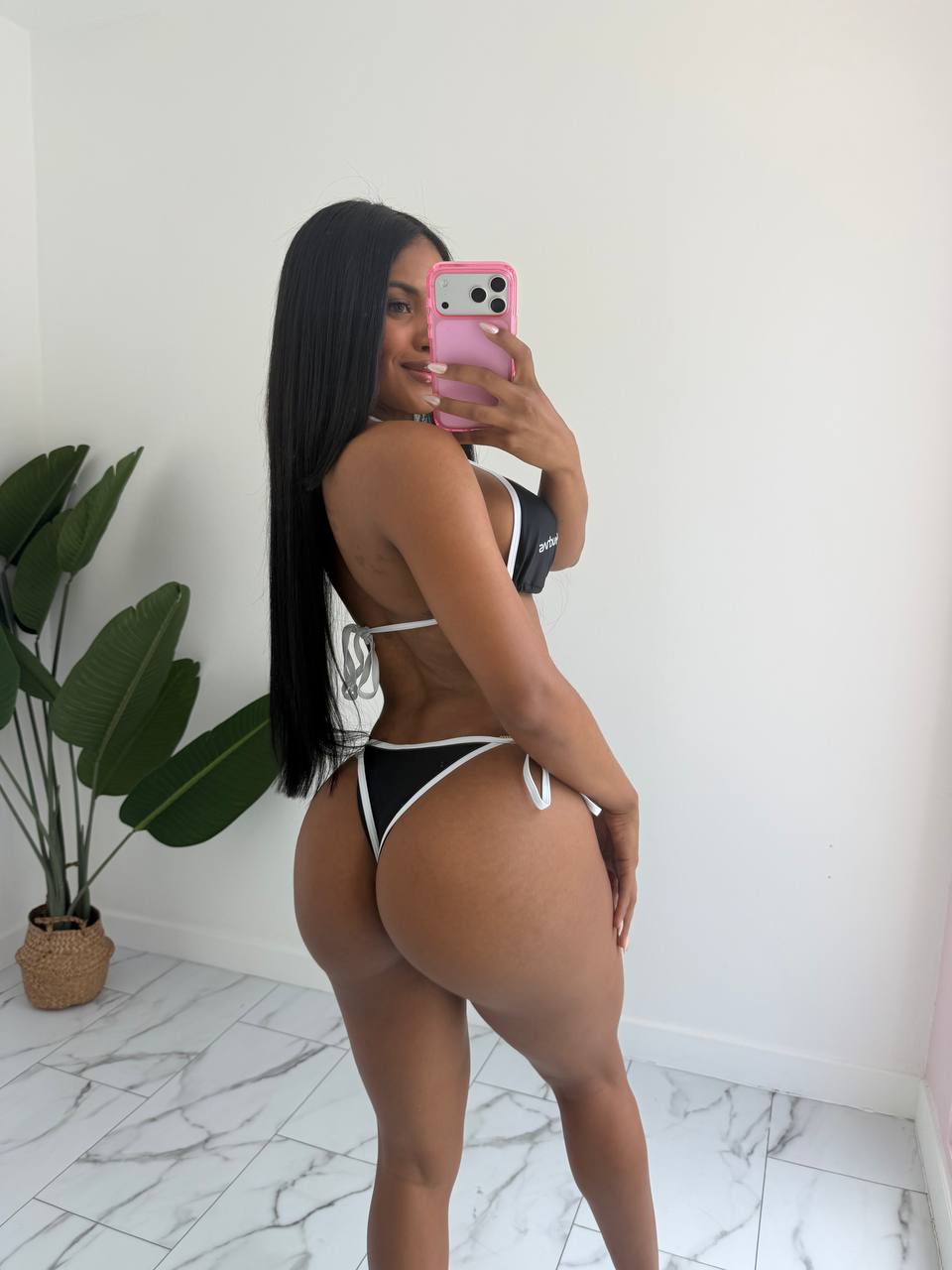 B&W G bikini set