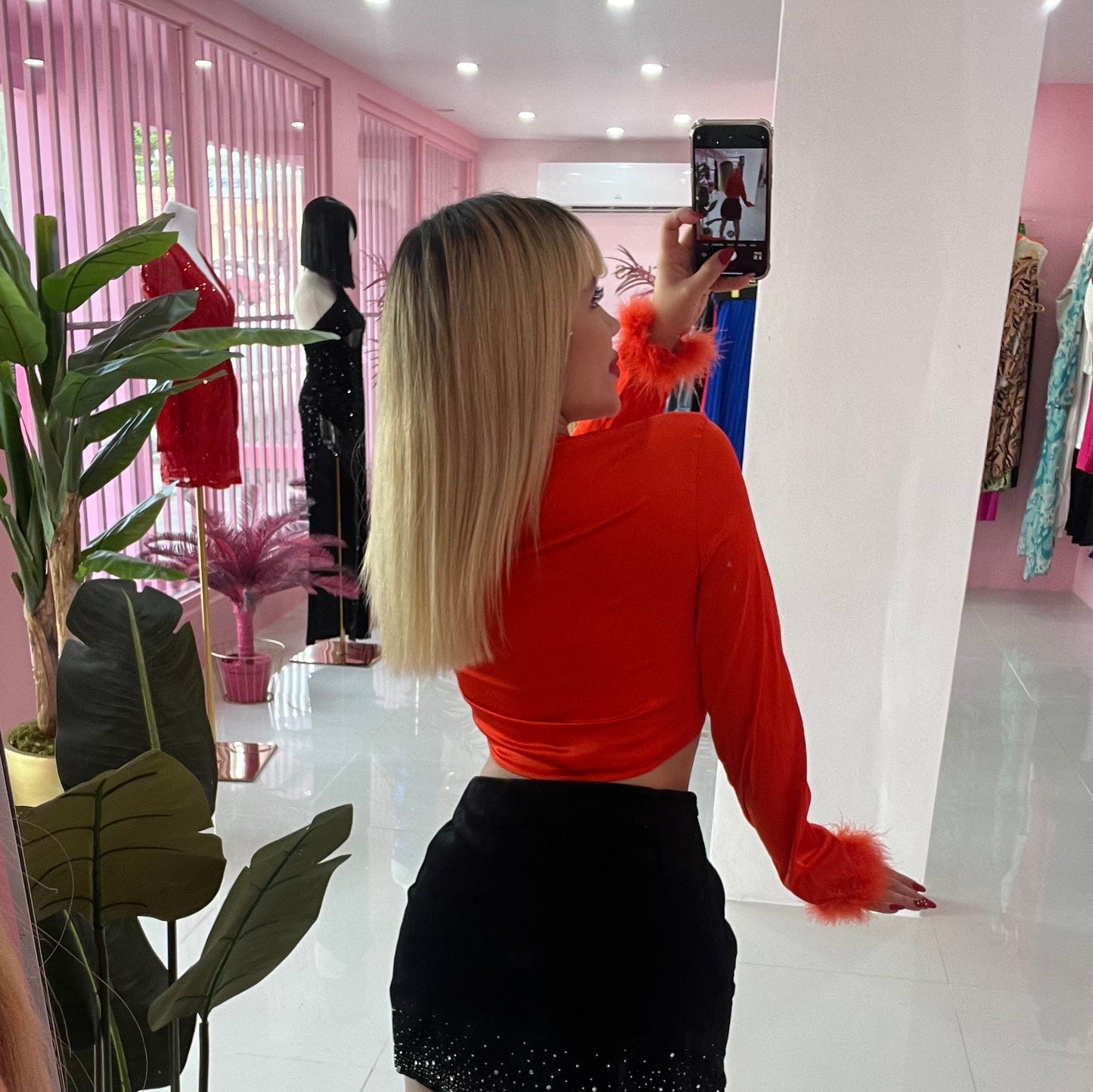 Satin Plumas Fiestas Top