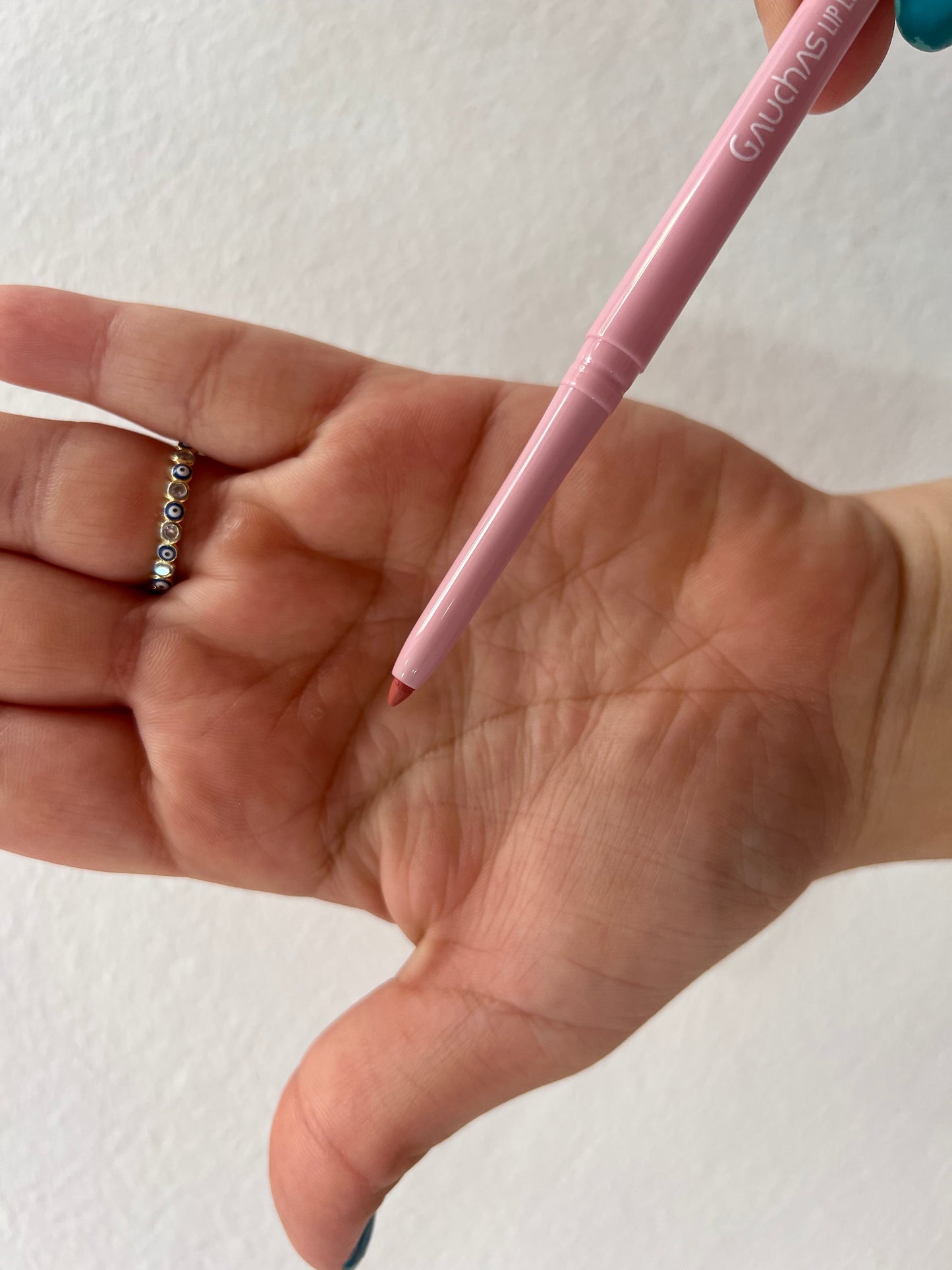 GAUCHAS lip liner
