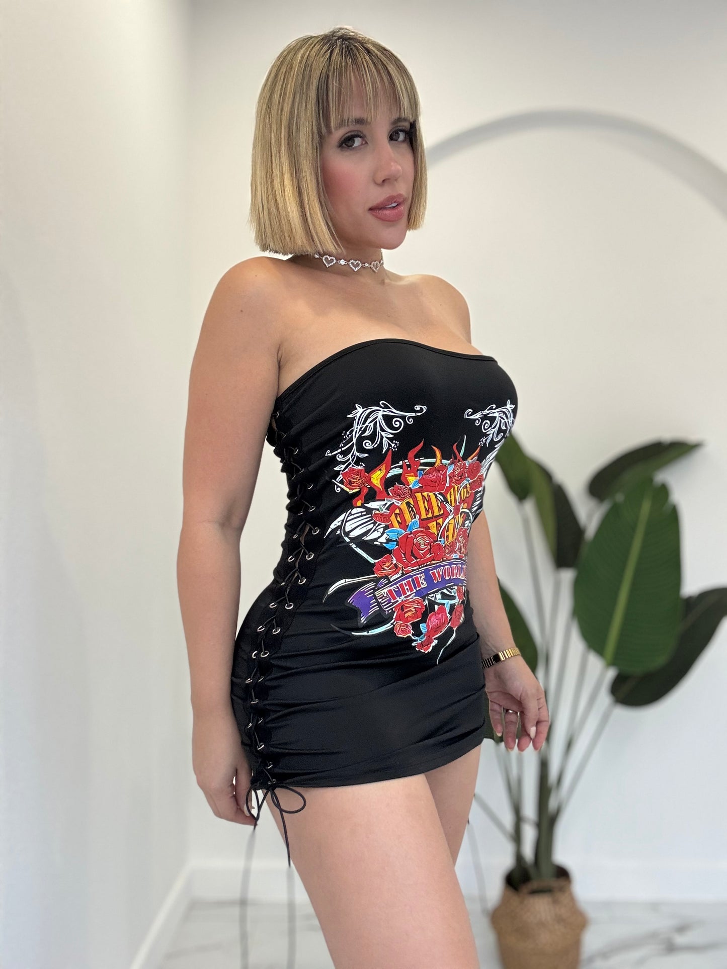 Strapless rock dress