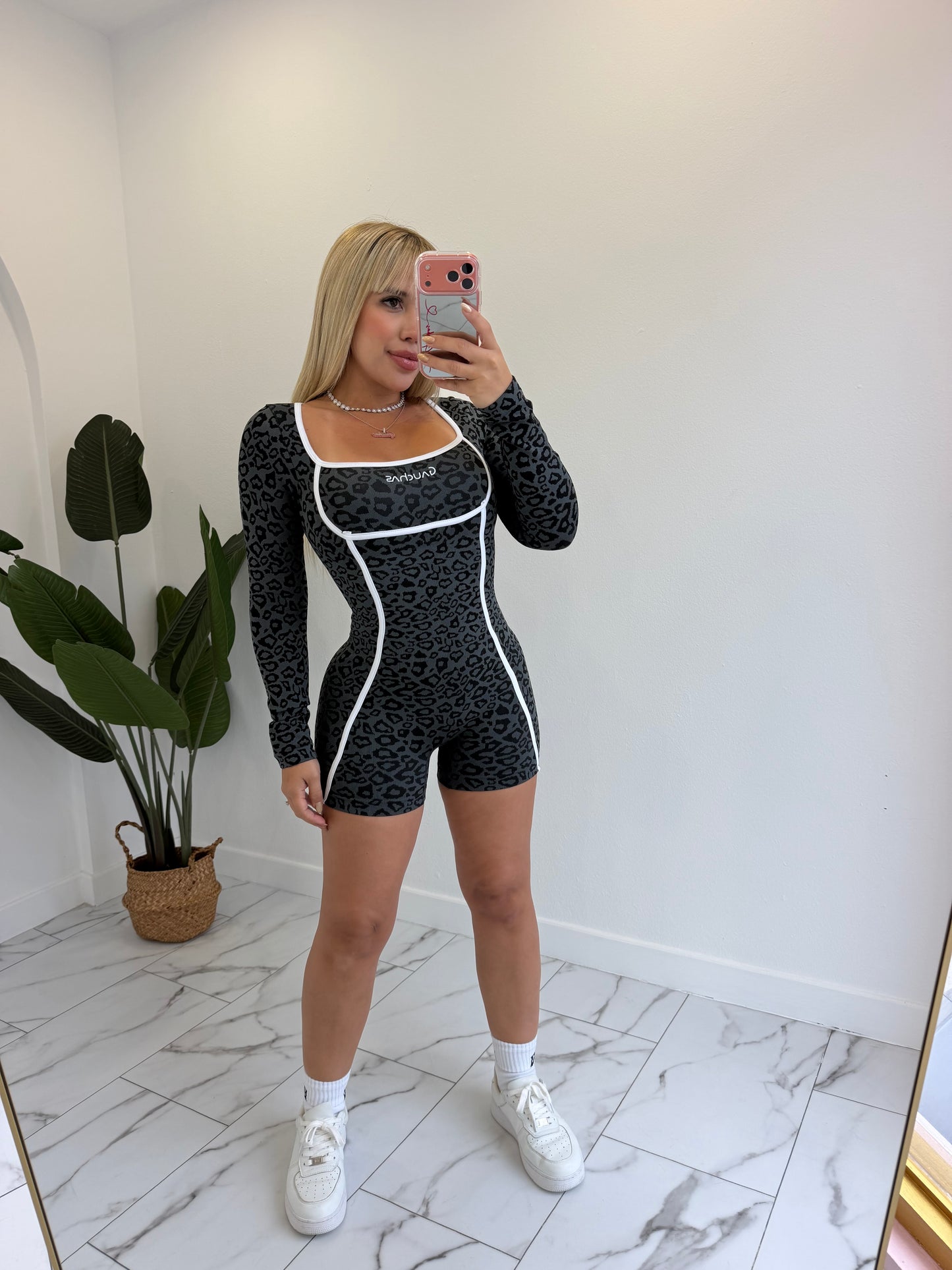 Leopard romper ML