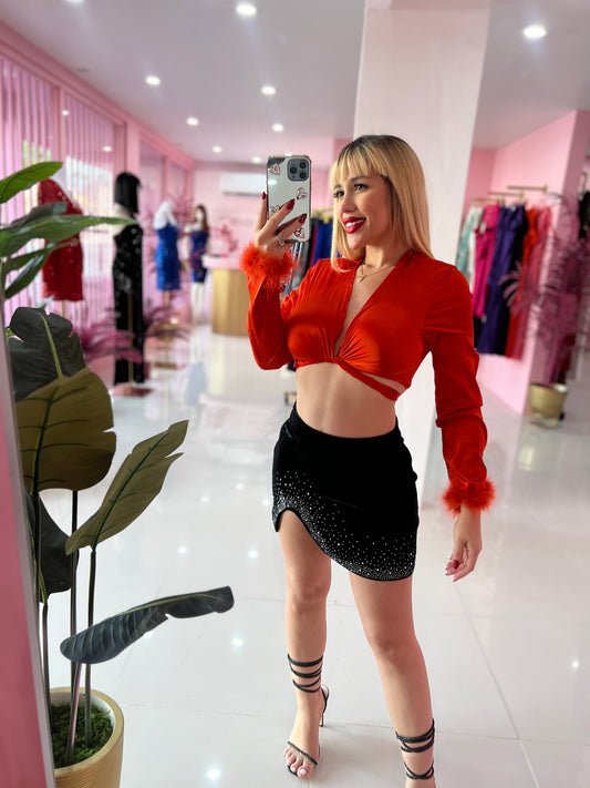 Satin Plumas Fiestas Top