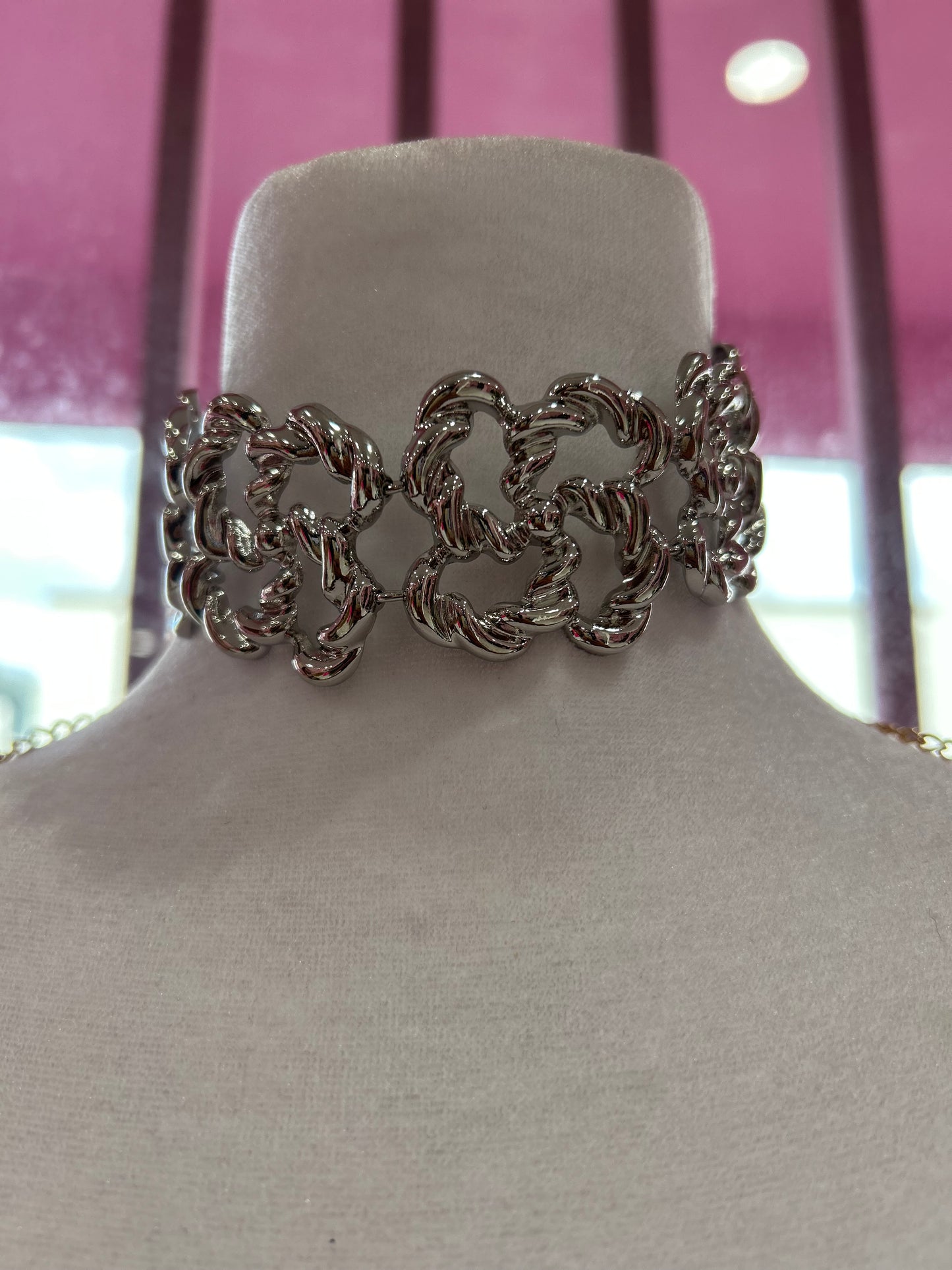 Flower Choker