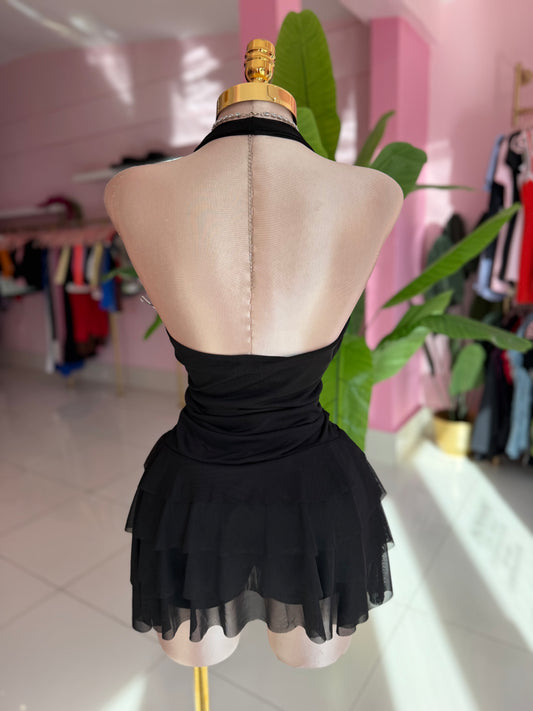 Black dress volados