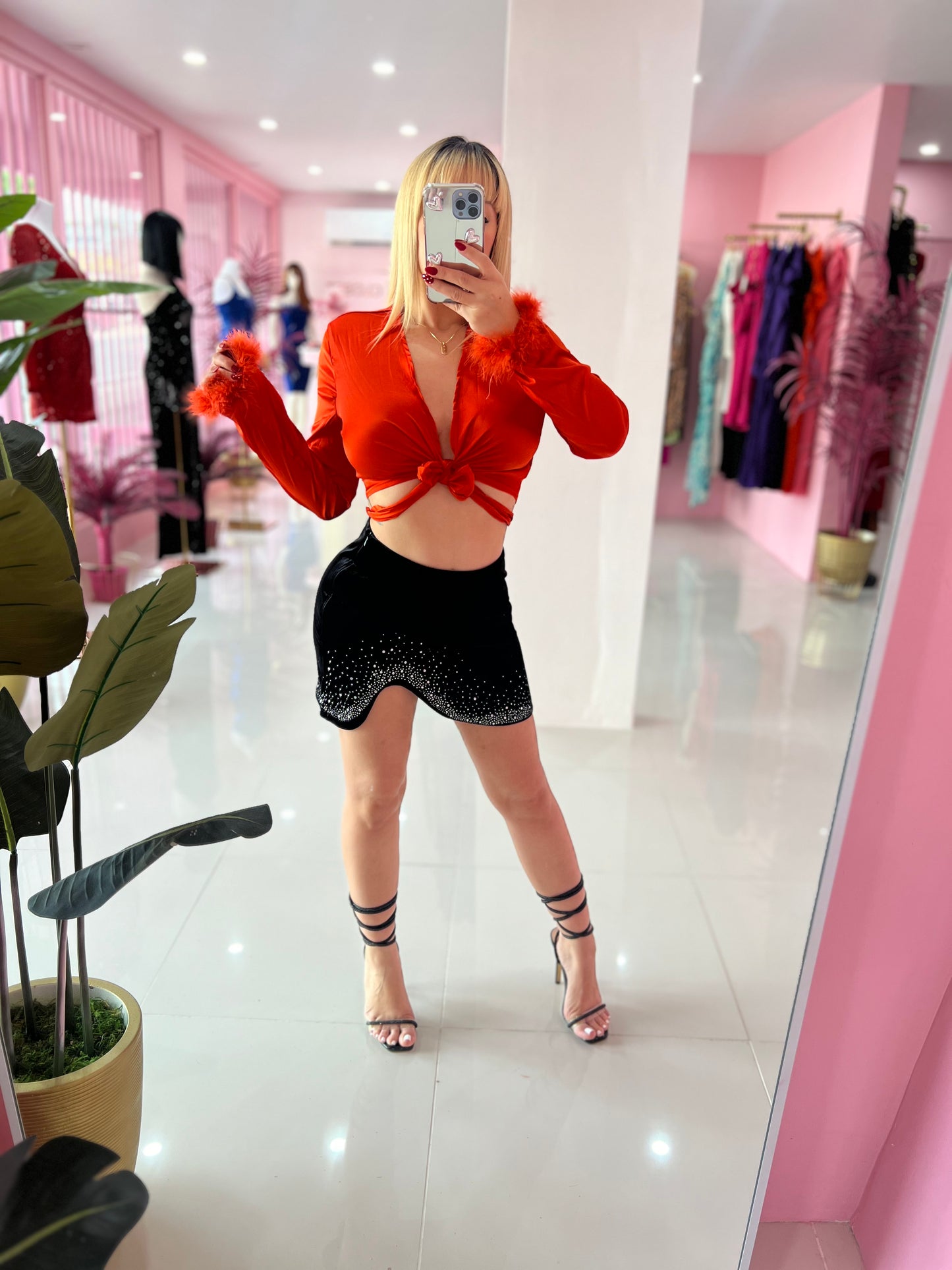 Satin Plumas Fiestas Top