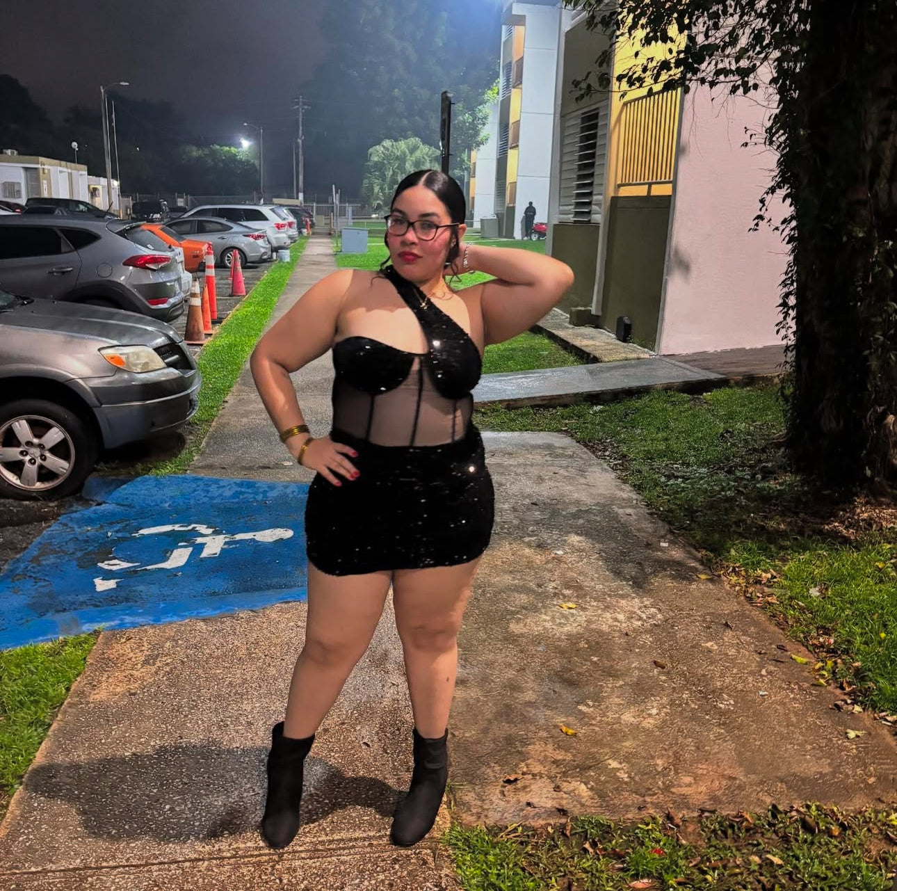 Cross lentejuelas dress