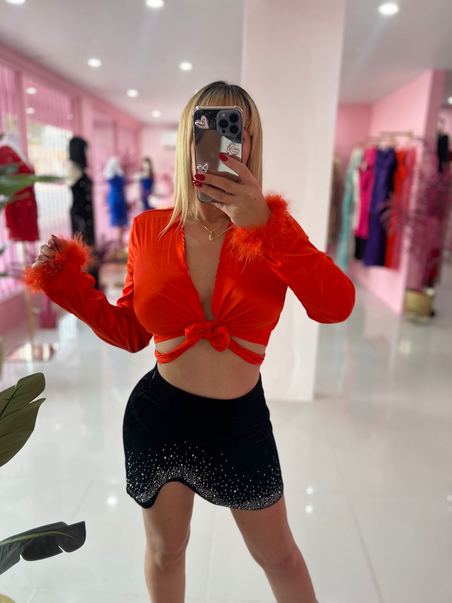 Satin Plumas Fiestas Top