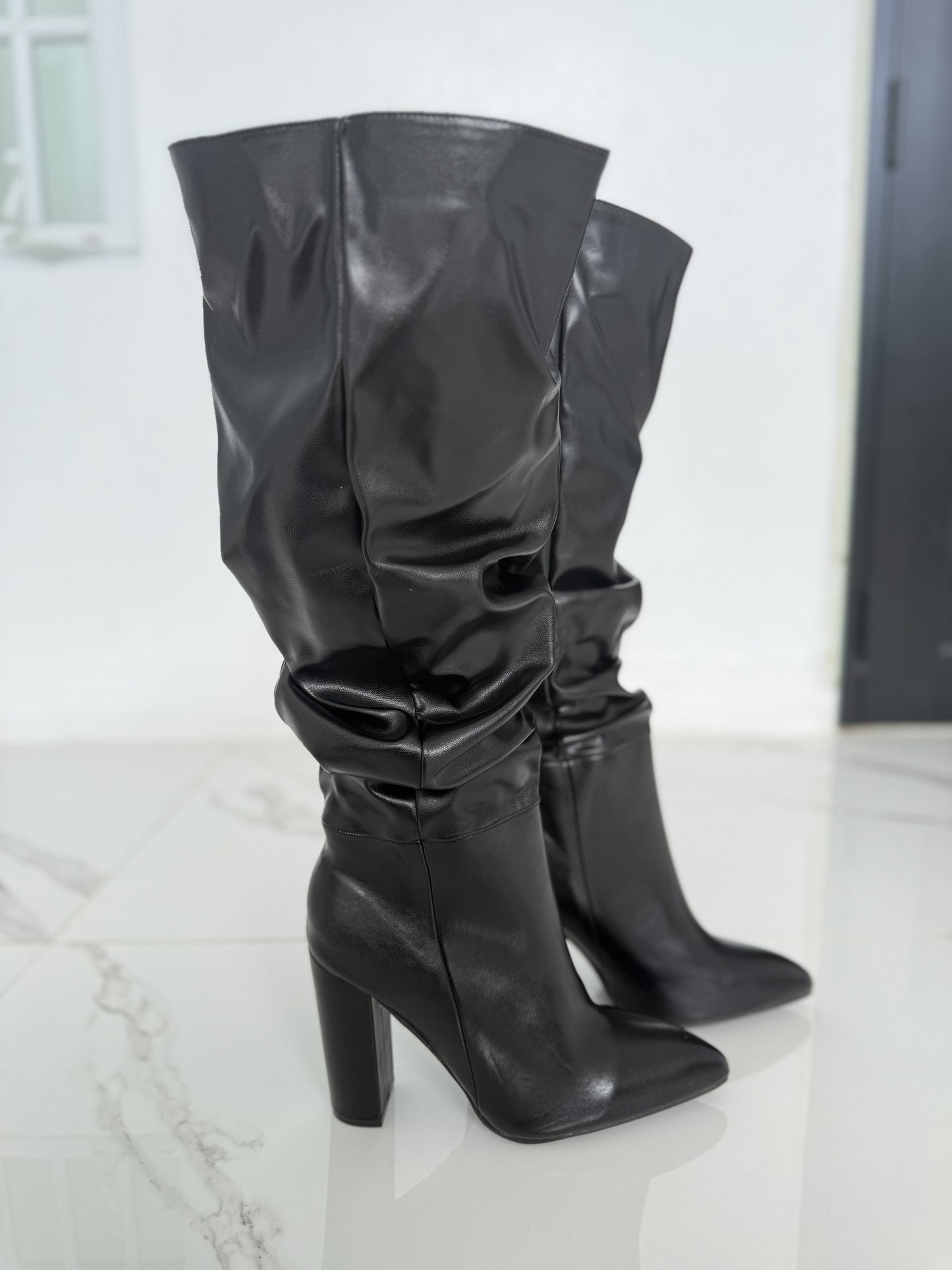 Botas fruncidas