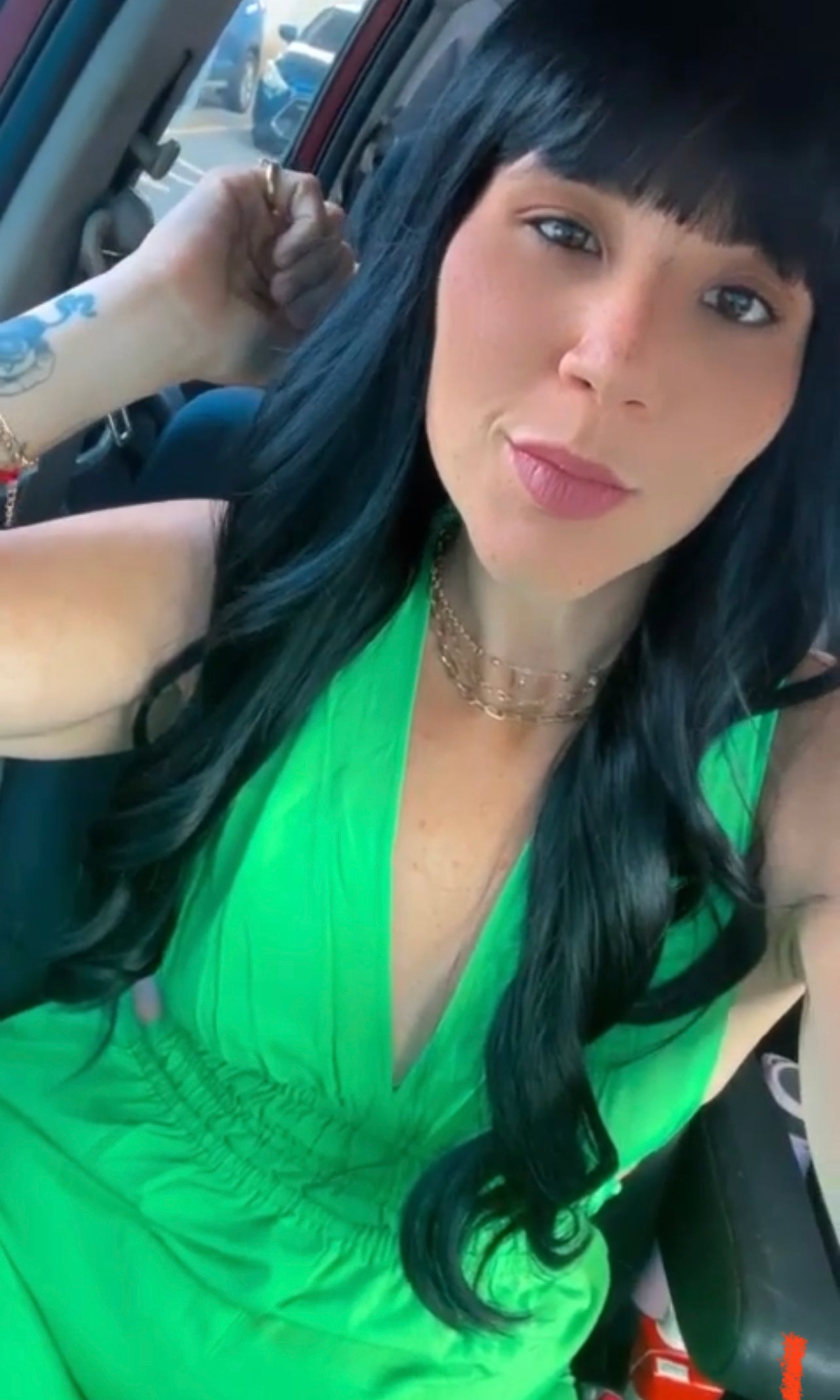 26 Premium Black Waves