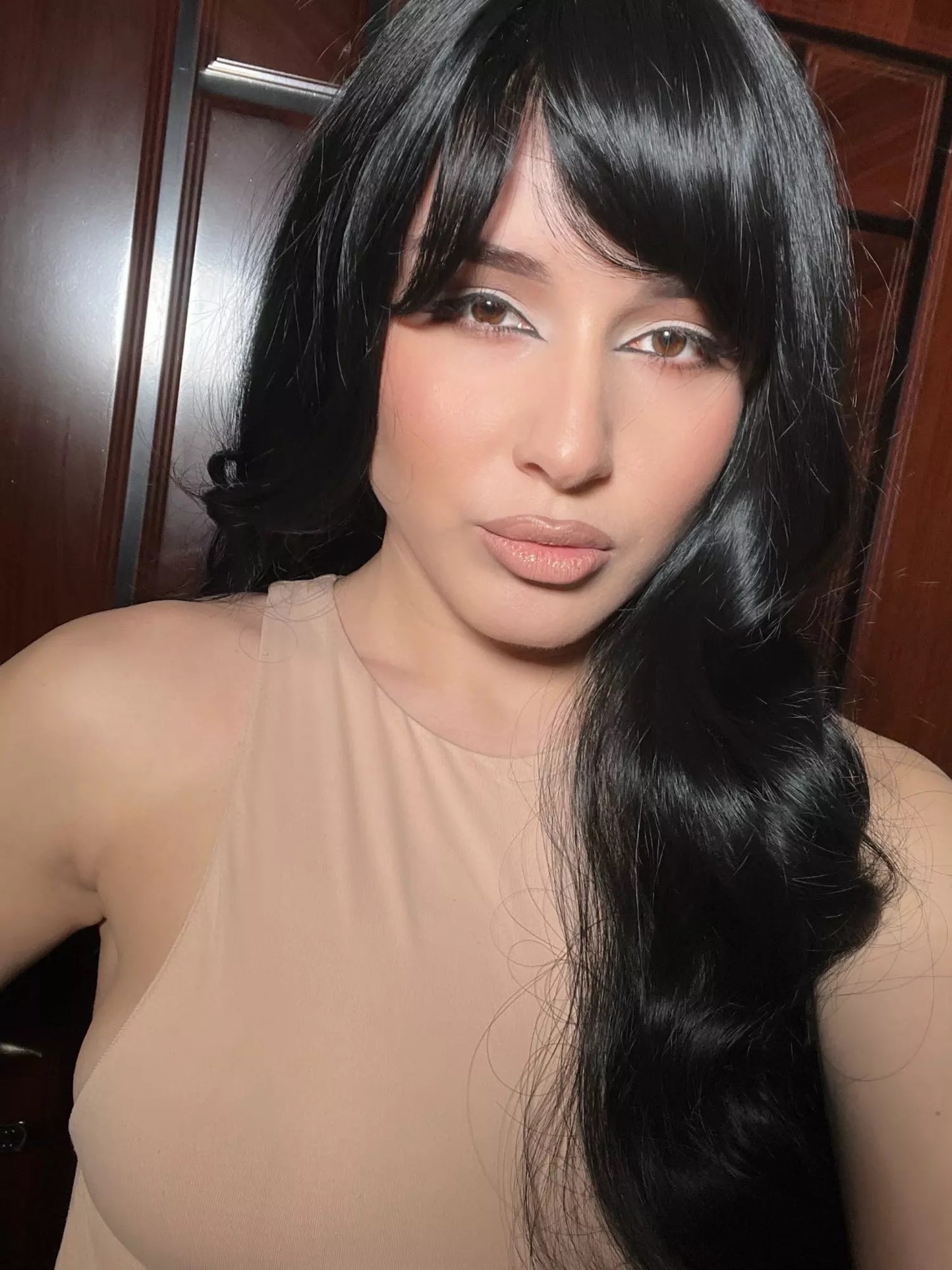 26 Premium Black Waves