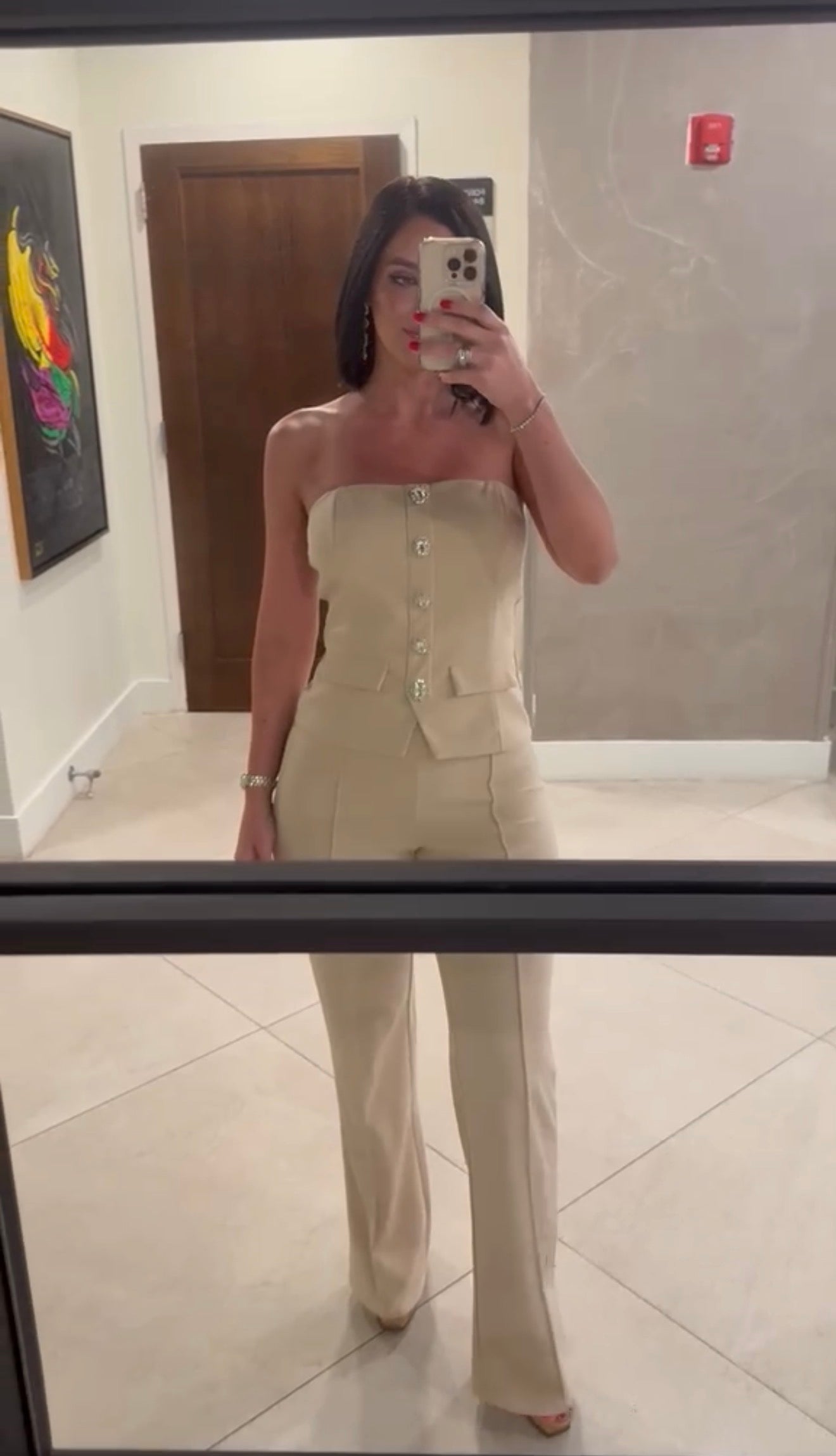 Elegant LA set