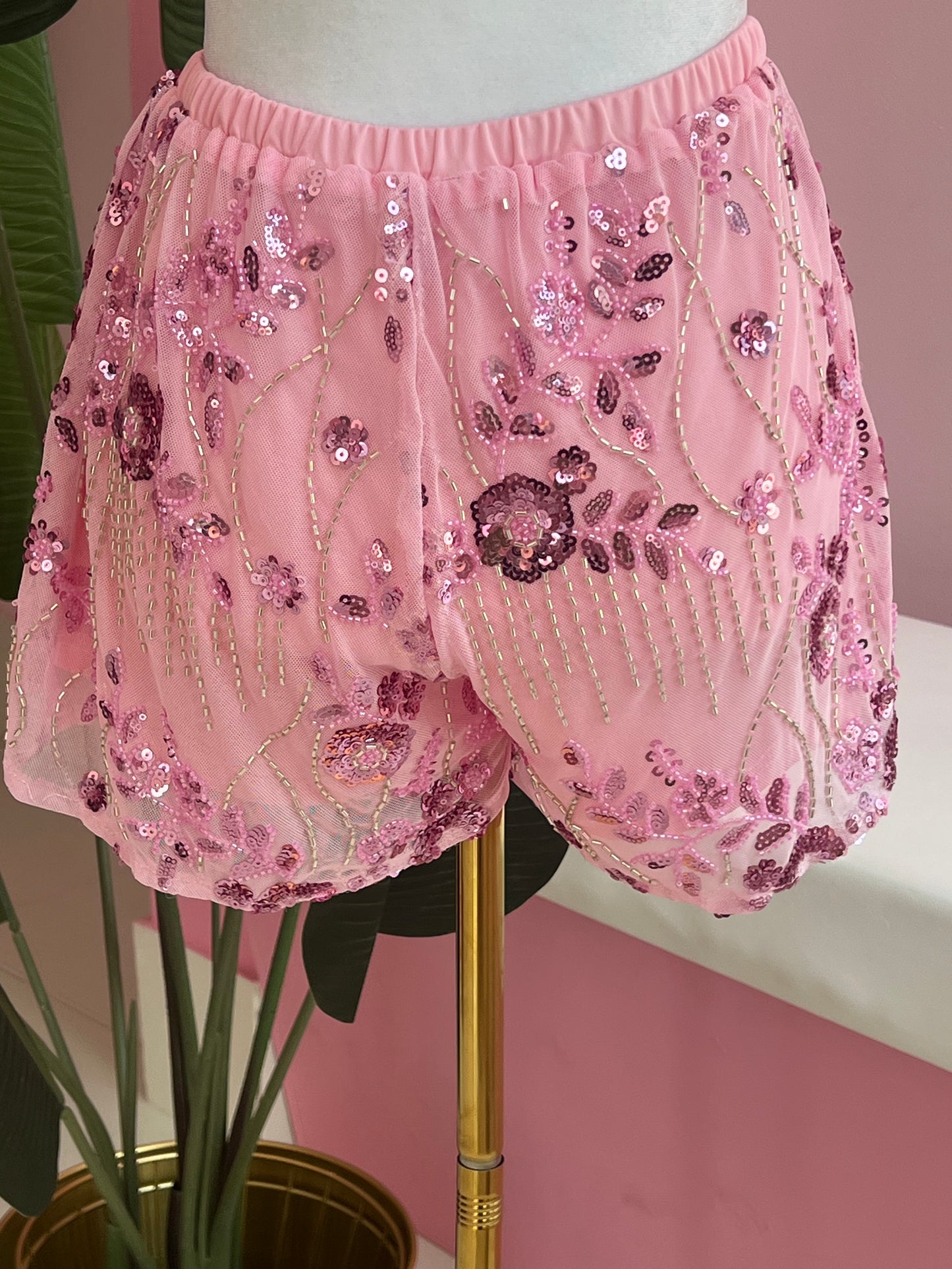 Fancy Cute short