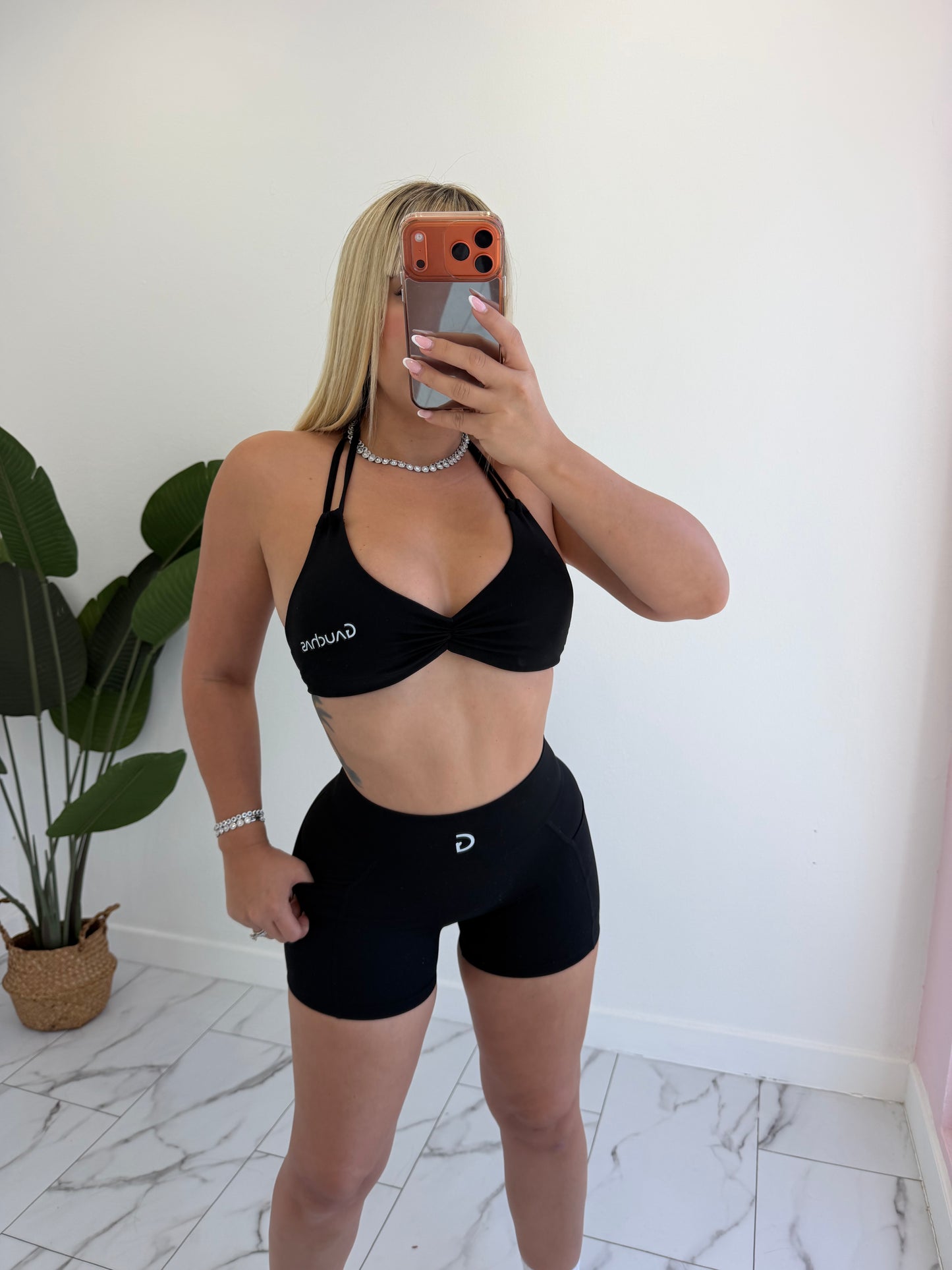 G short set