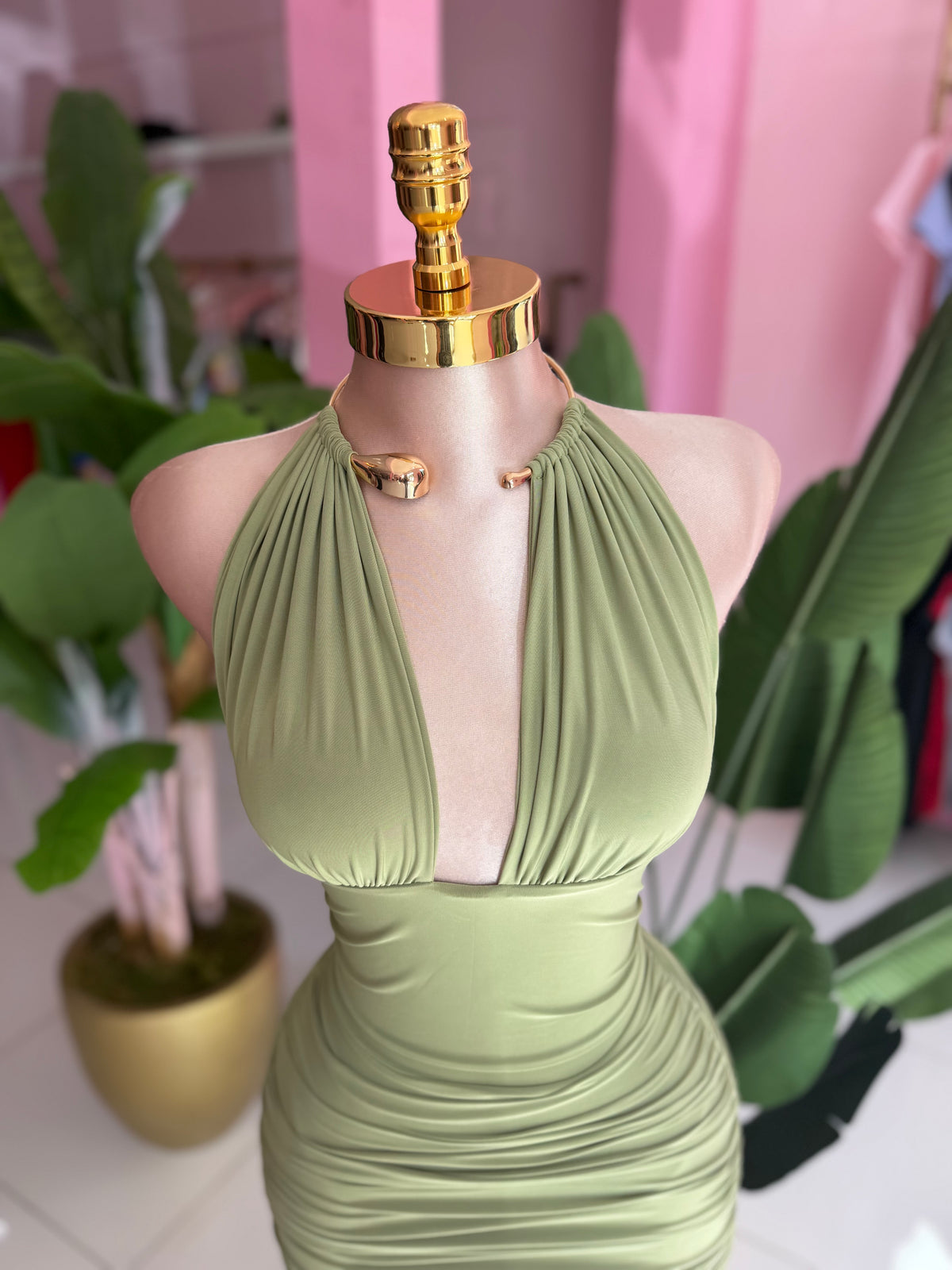 Collar dress