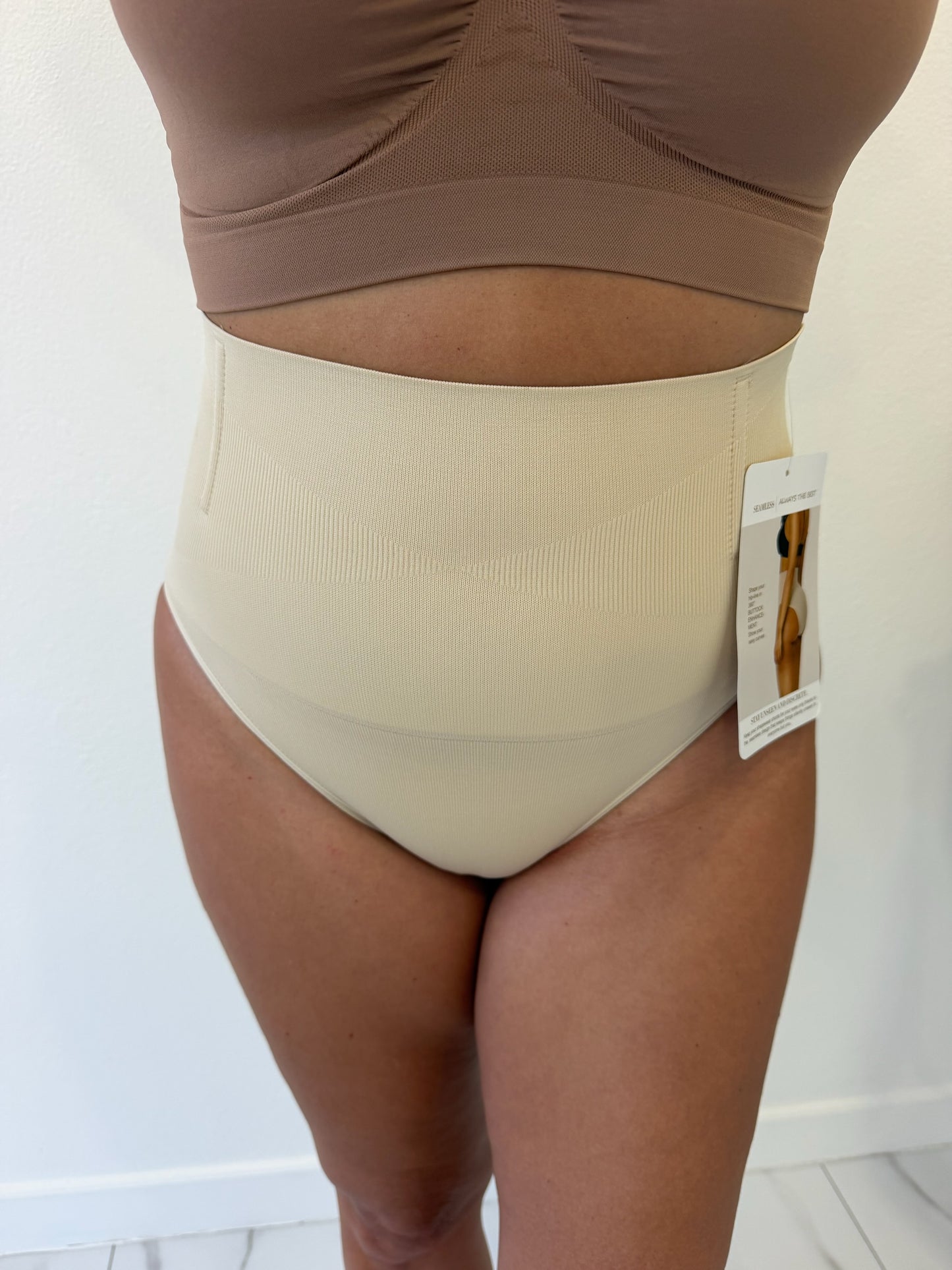 Seamless panty faja