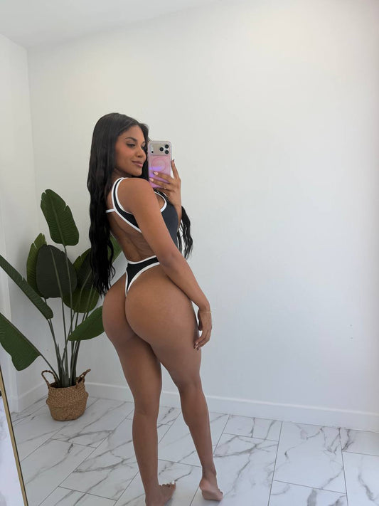 Swimsuit lines G