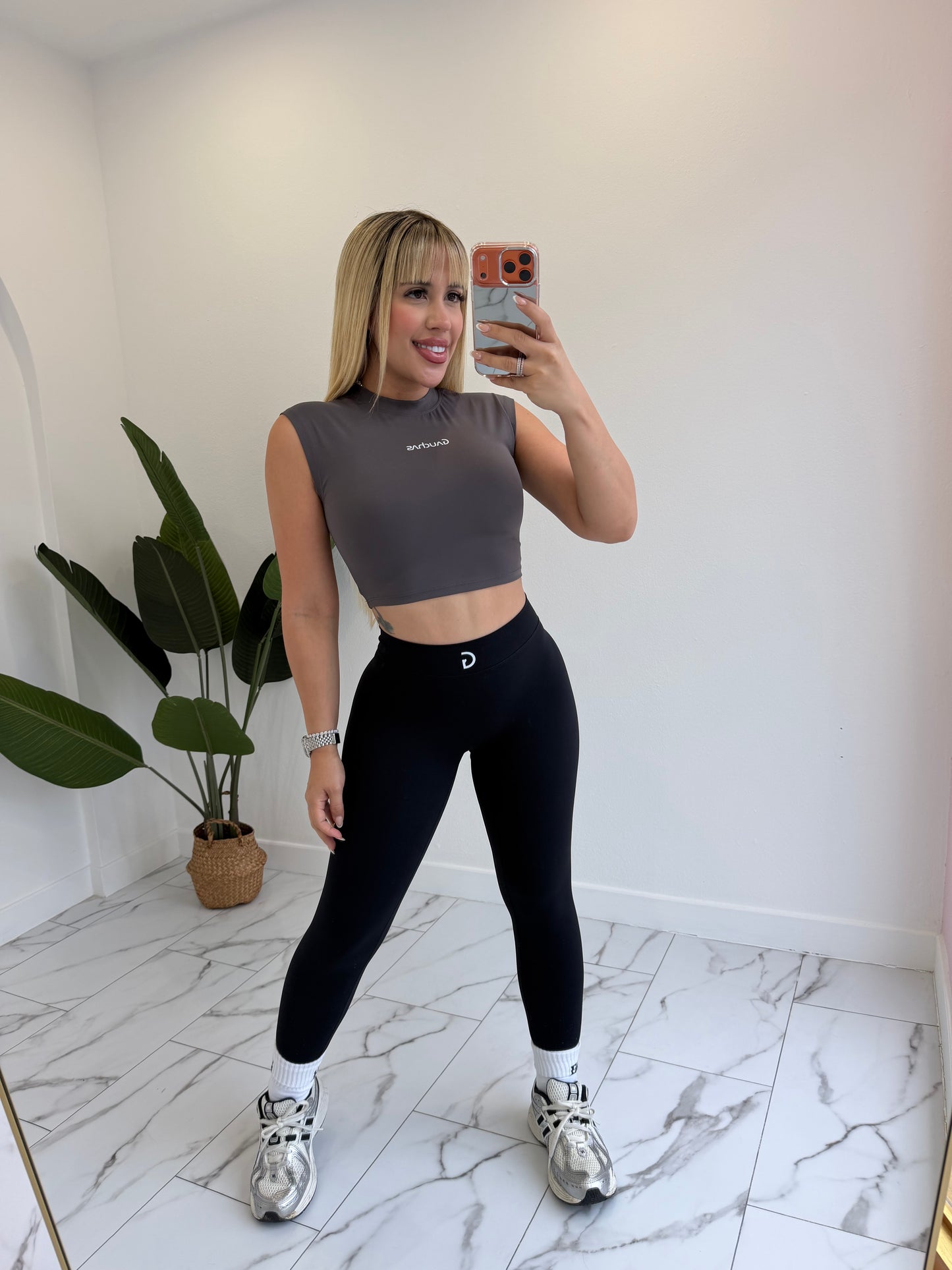 Muscle sport top