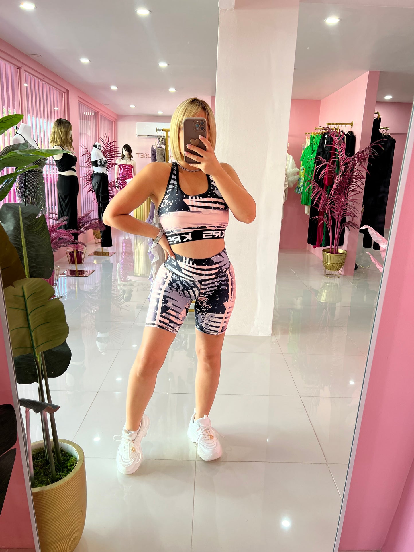 Krs colombiano short set Small/Medium
