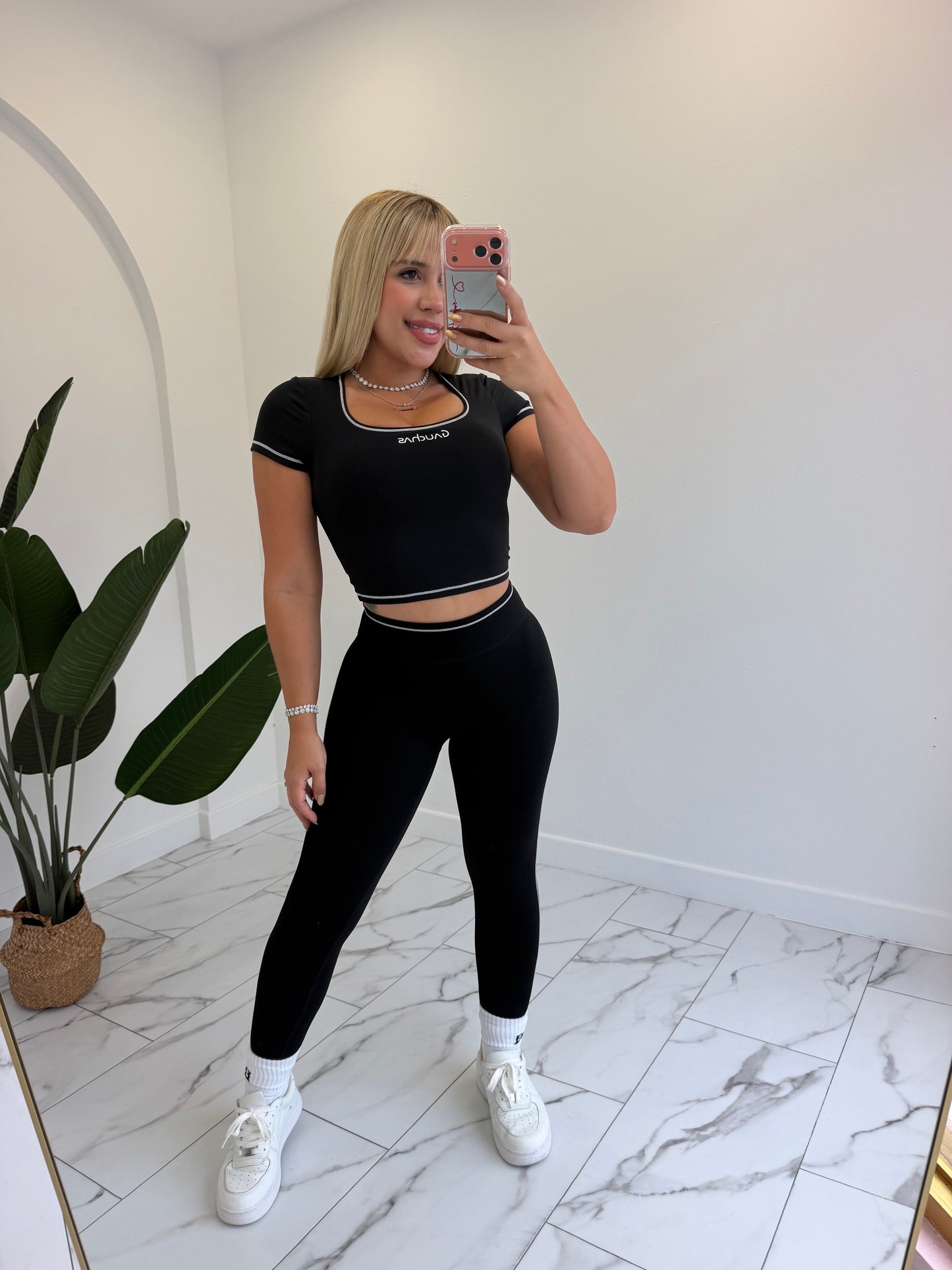 Tshirt sport lines