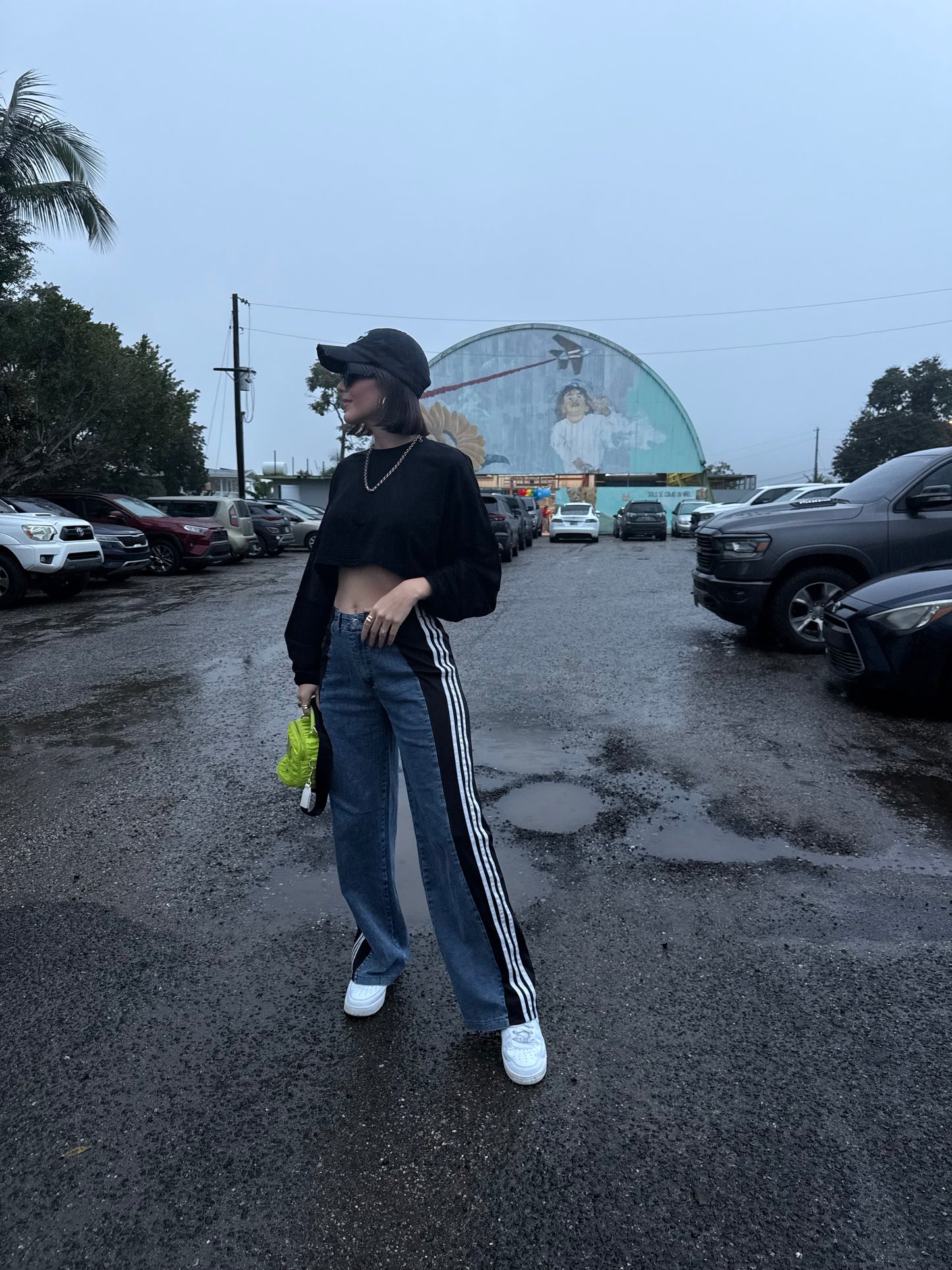 Crop top sport manga larga