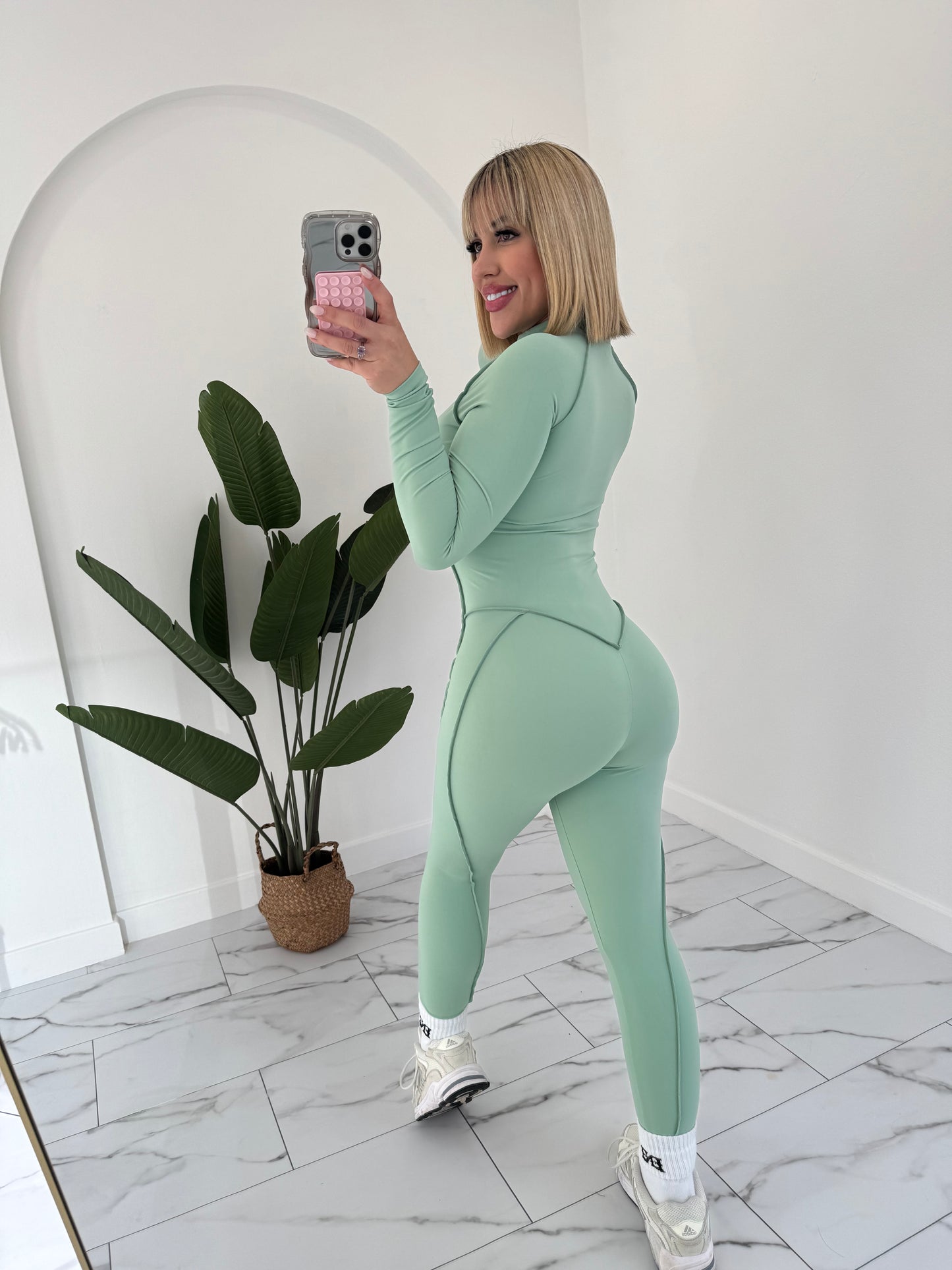 Jumpsuit Wonder cover