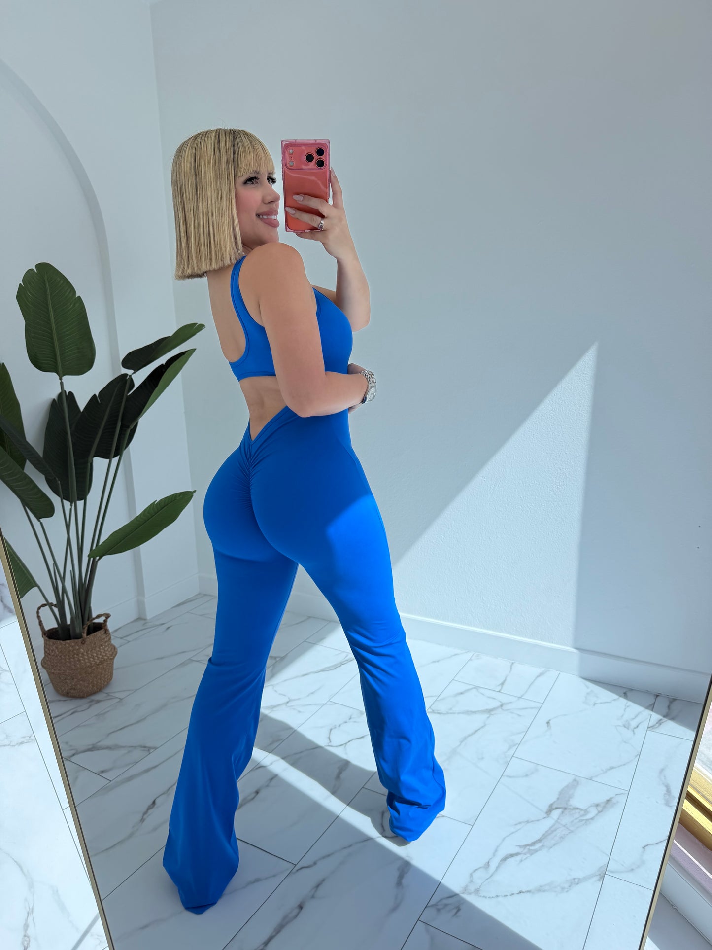 Enterito Palazzo Deportivo (tall girls)