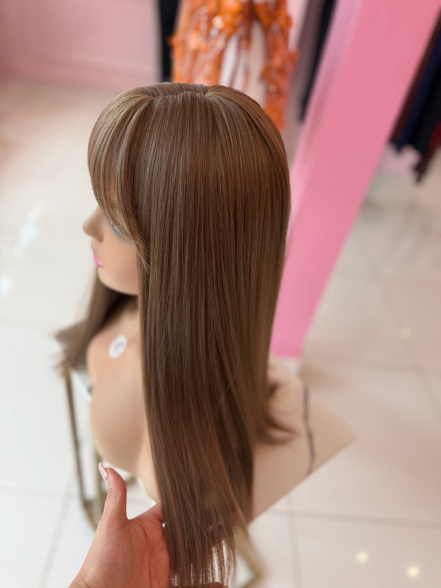 Jesenia Blond