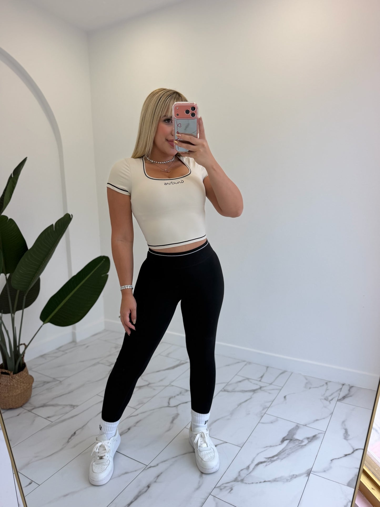 Tshirt sport lines