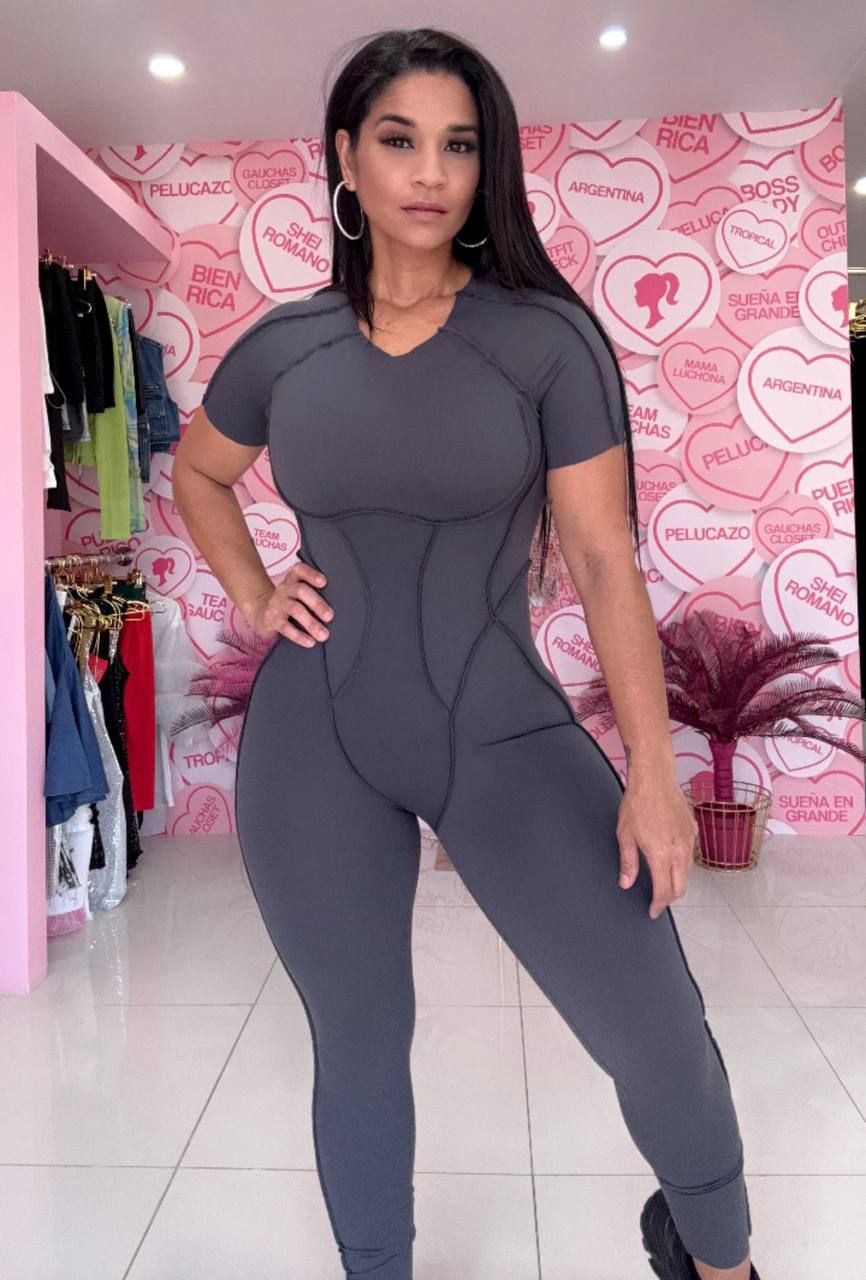 Wonder Tshirt Skinny Jumpsuit (Espalda Descubierta)