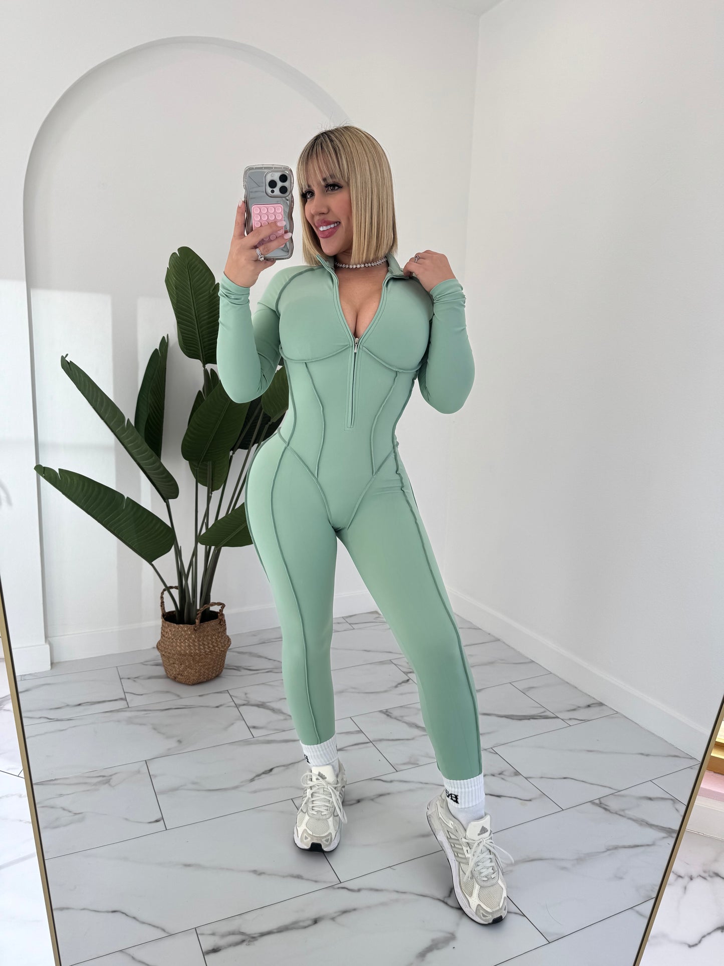 Jumpsuit Wonder cover