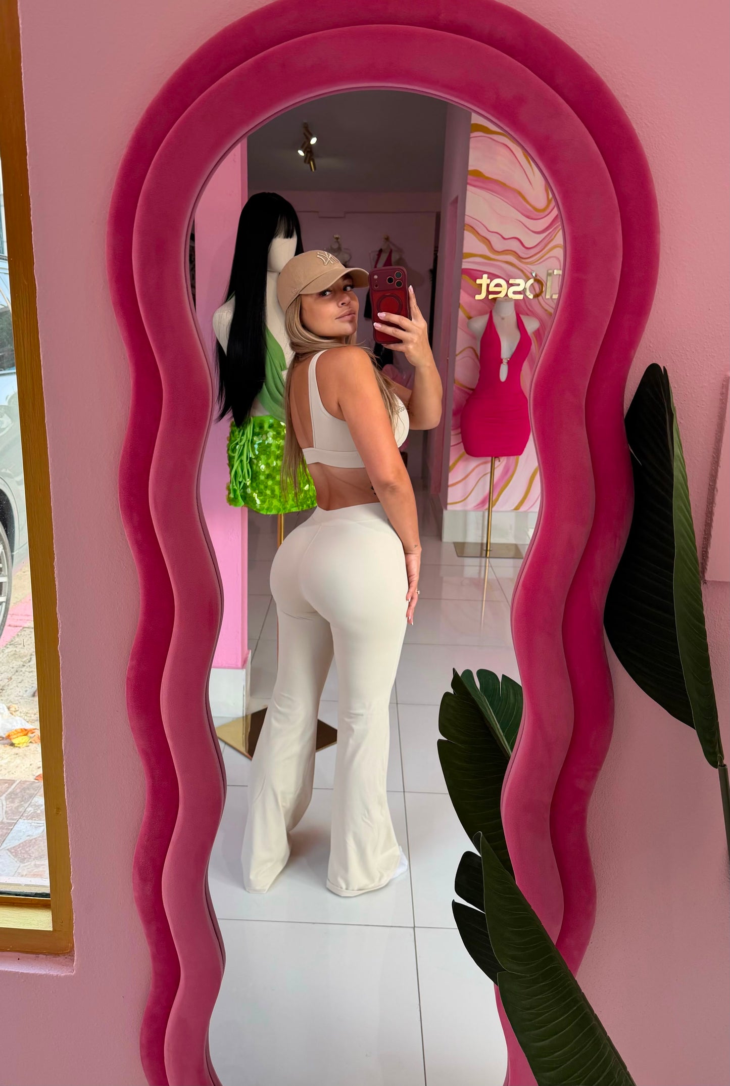 V Palazzo set