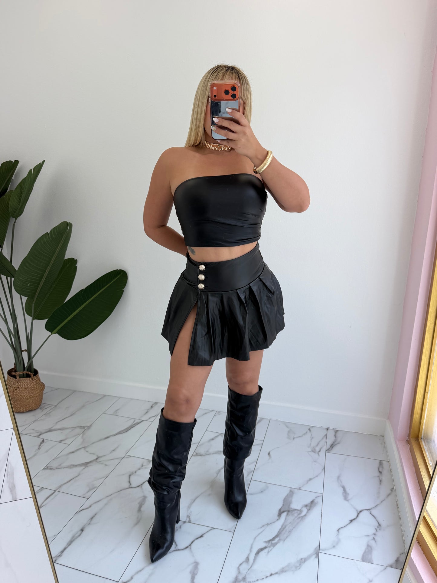 Rock leather skirt