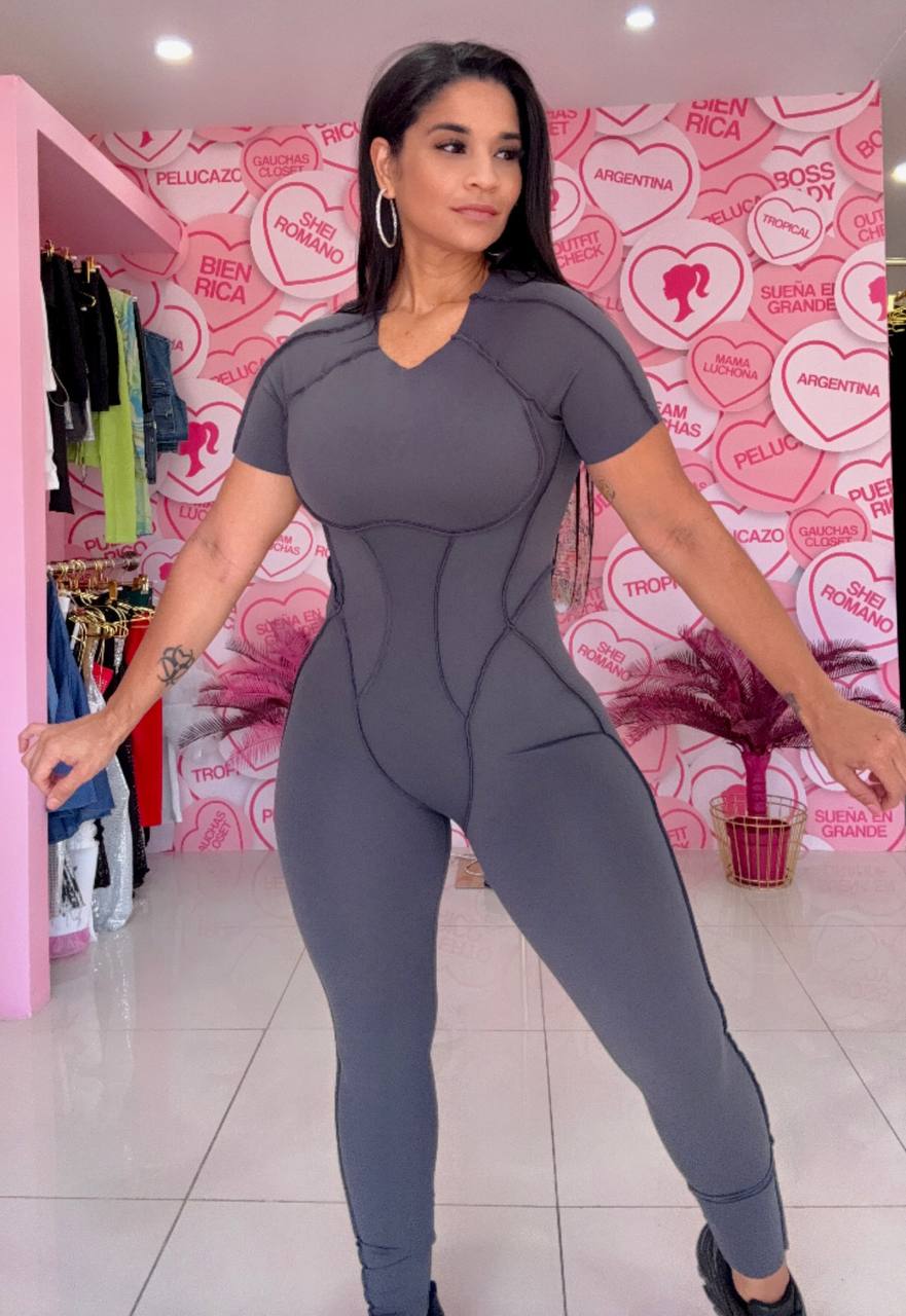 Wonder Tshirt Skinny Jumpsuit (Espalda Descubierta)