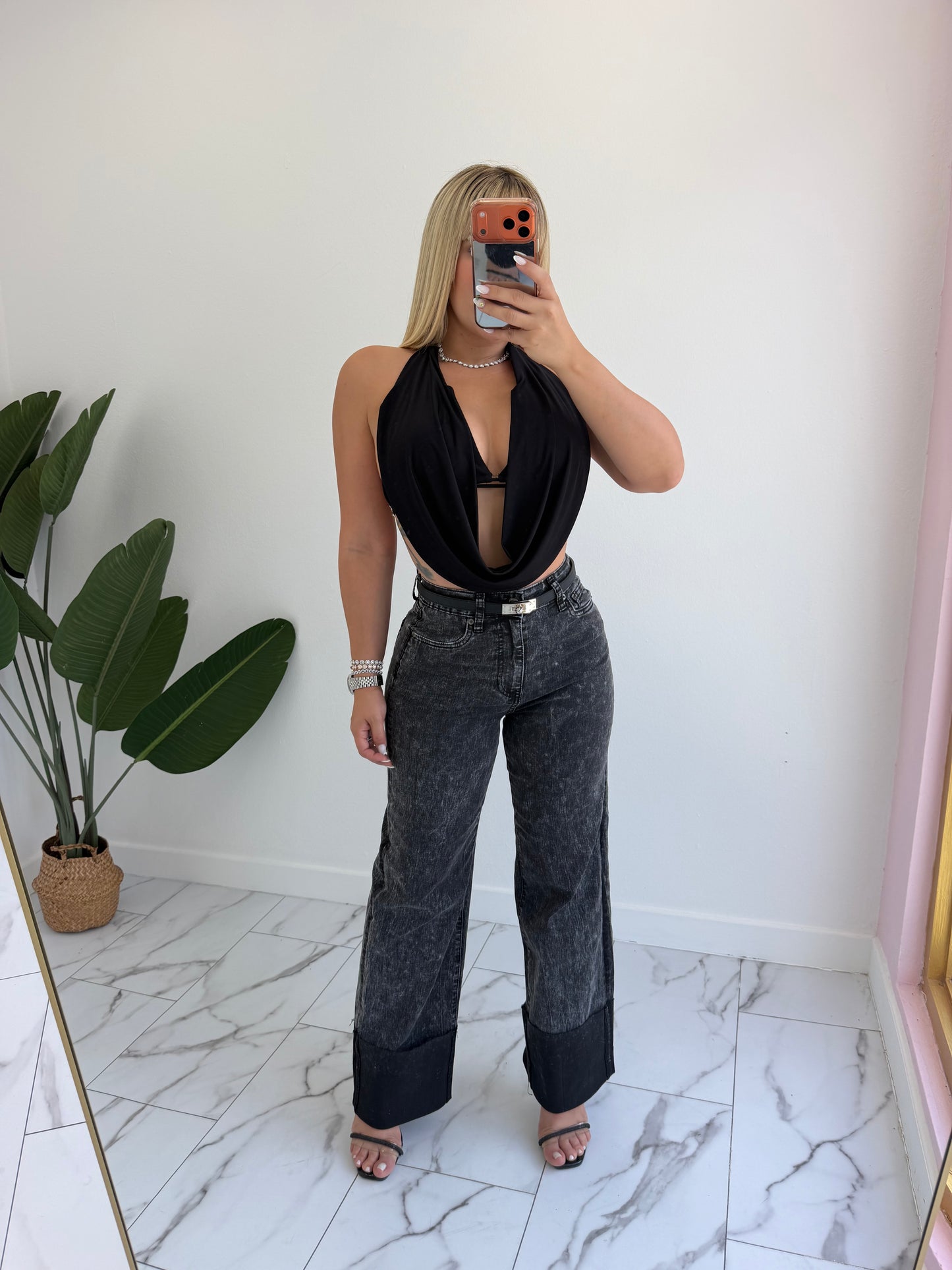 Vibrant Washed Black