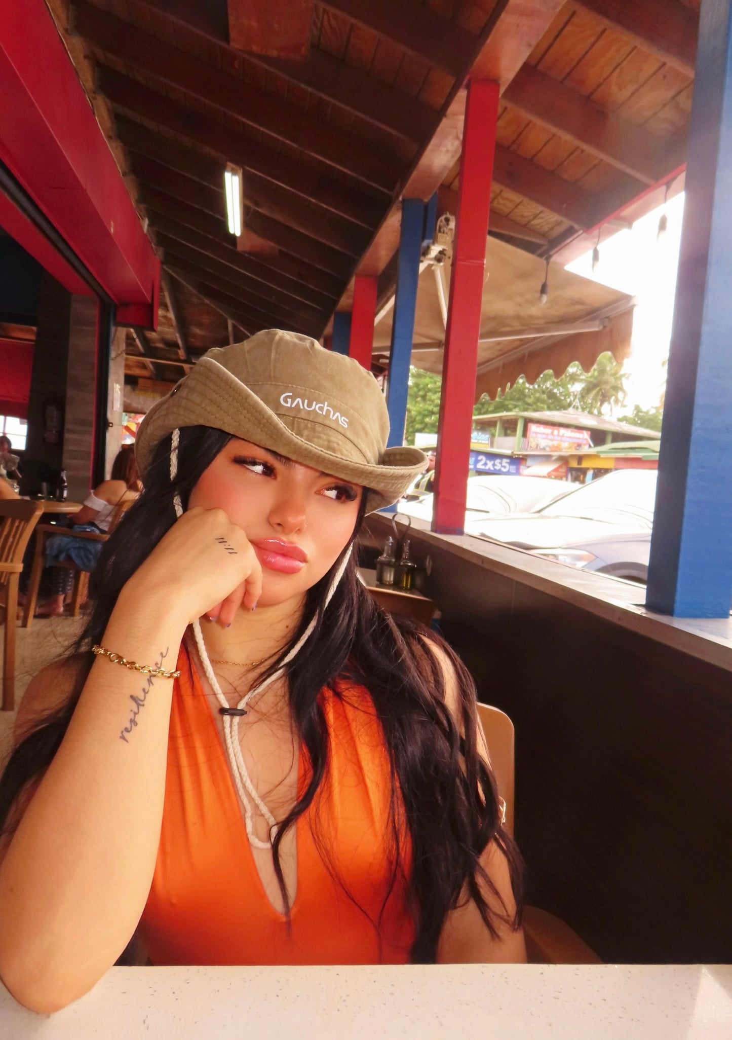 Bucket hat G (gorro)