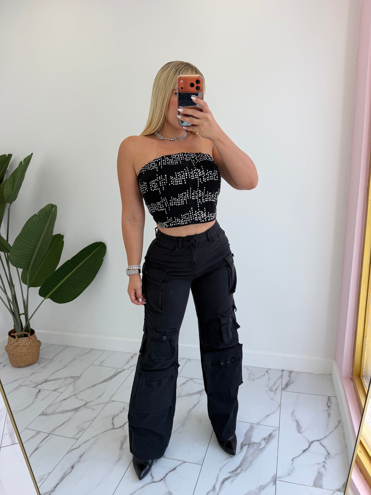 Rhine Black top