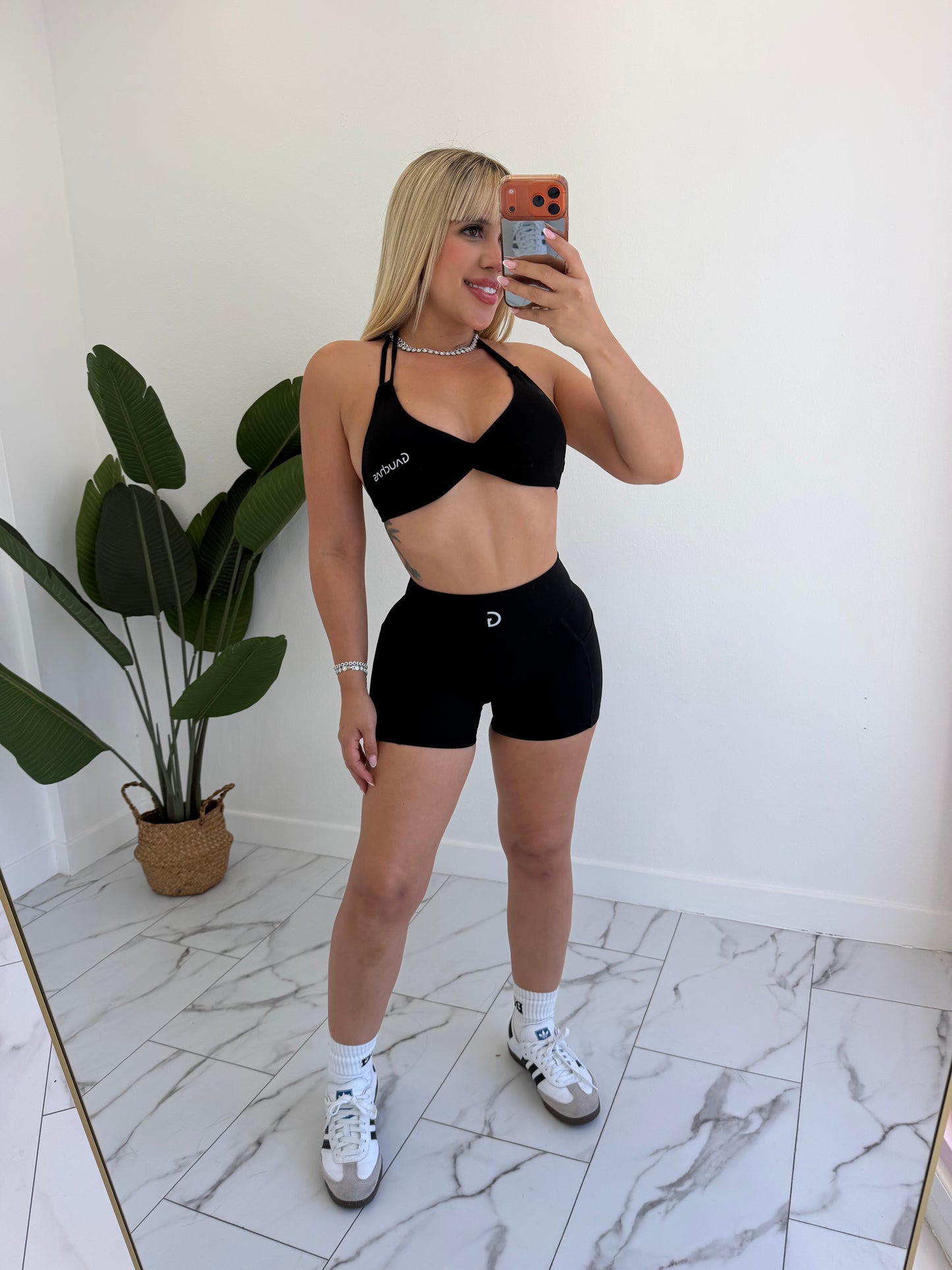 G short set