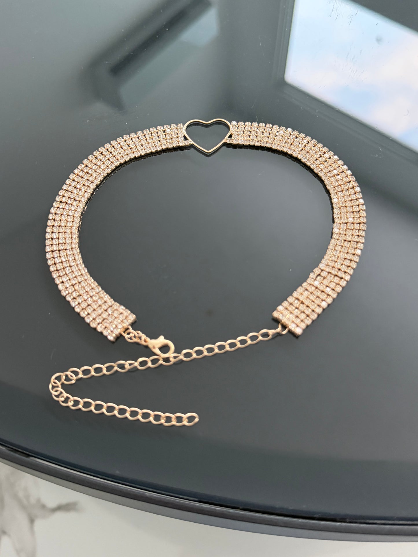 Choker rhinestone corazón