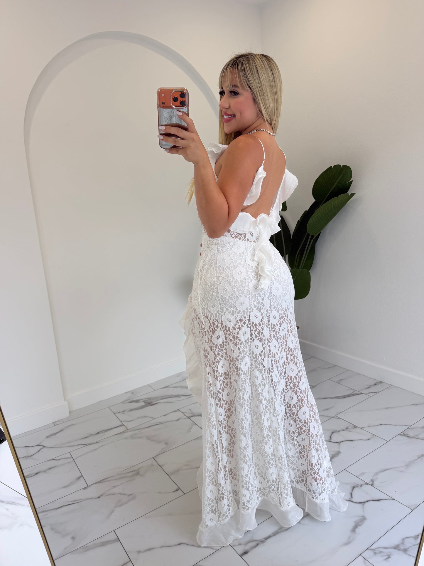 Encaje White Dress
