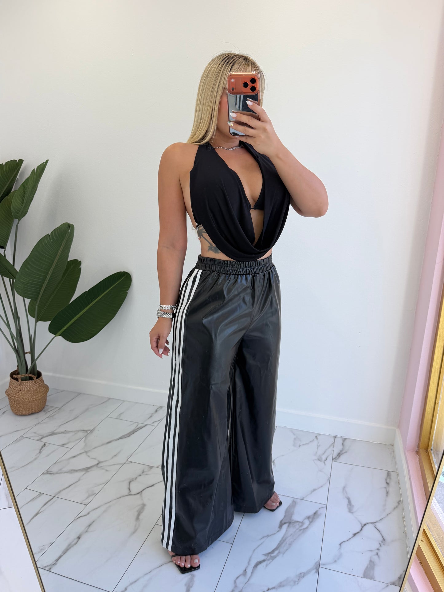 Jogger leather