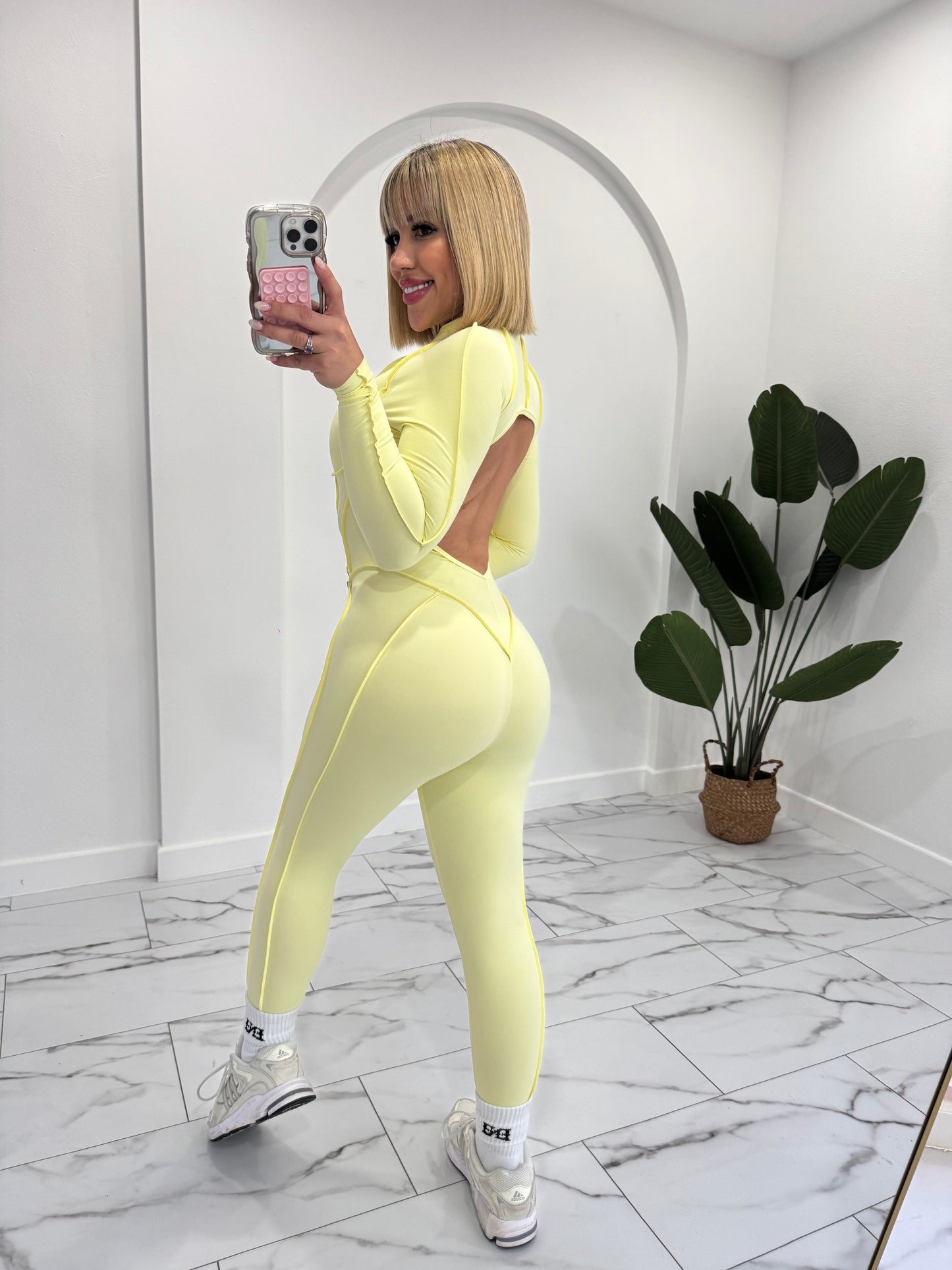 Wonder zipper manga larga