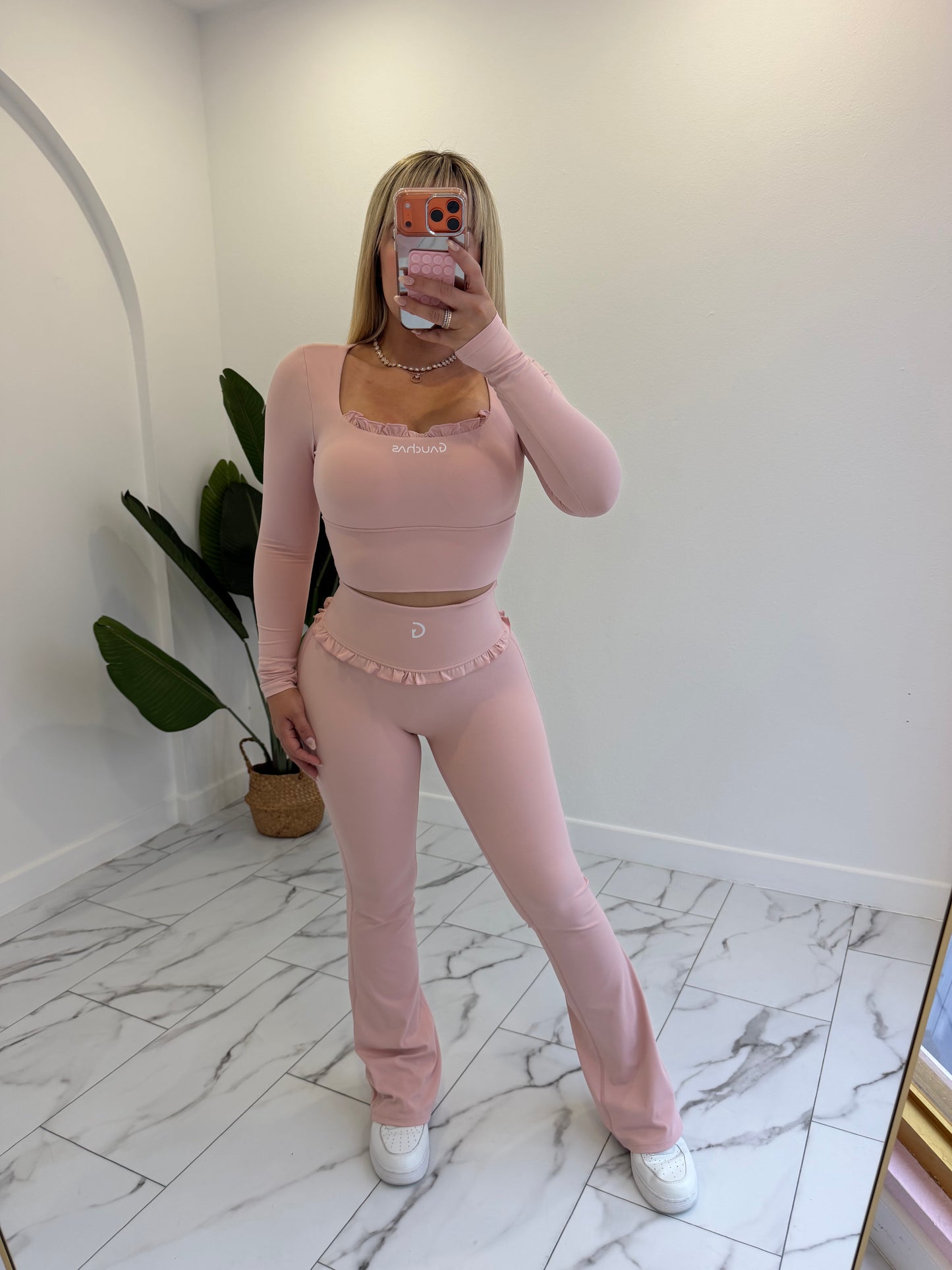 Ruffles sport set