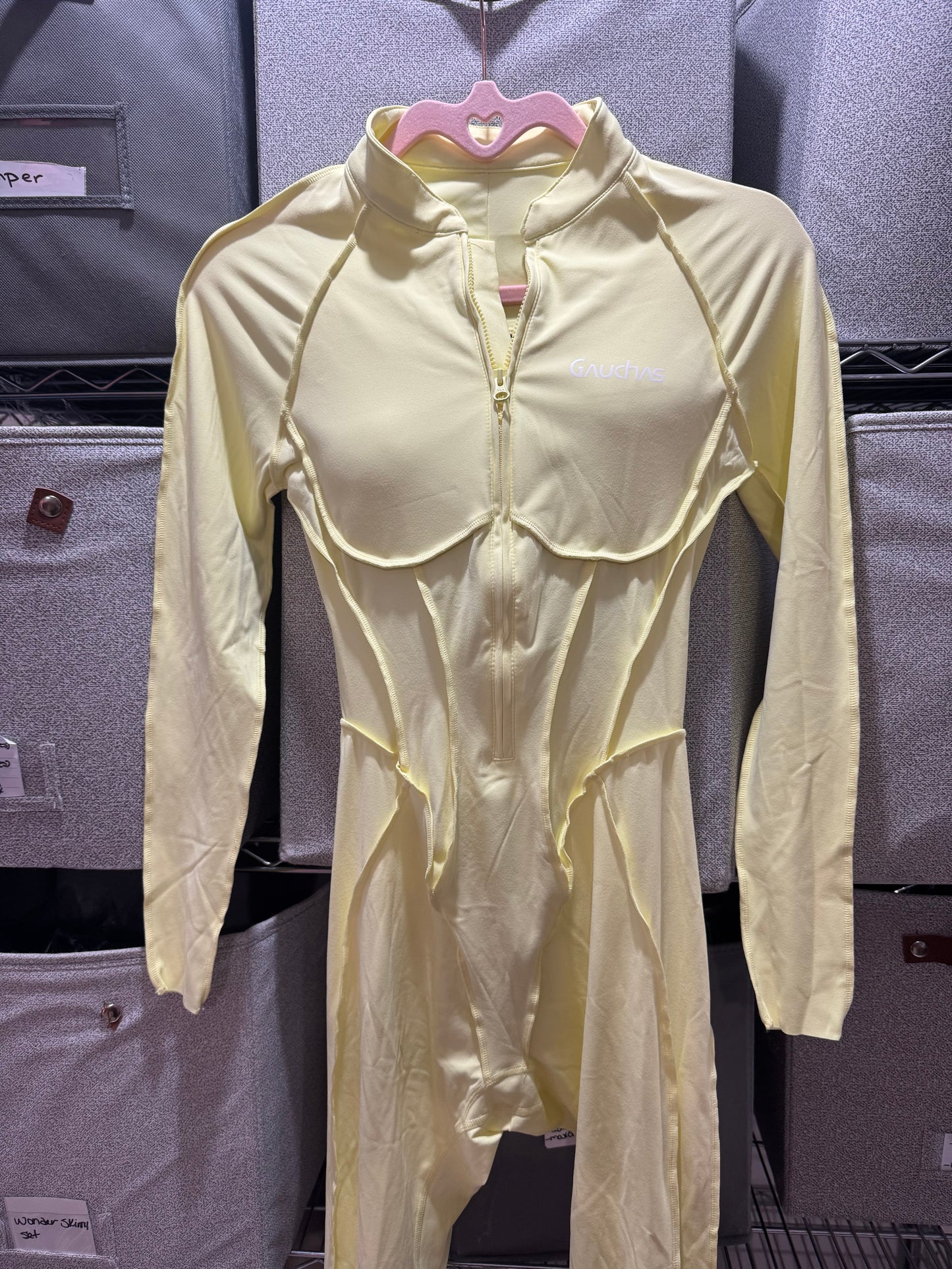 Wonder zipper manga larga