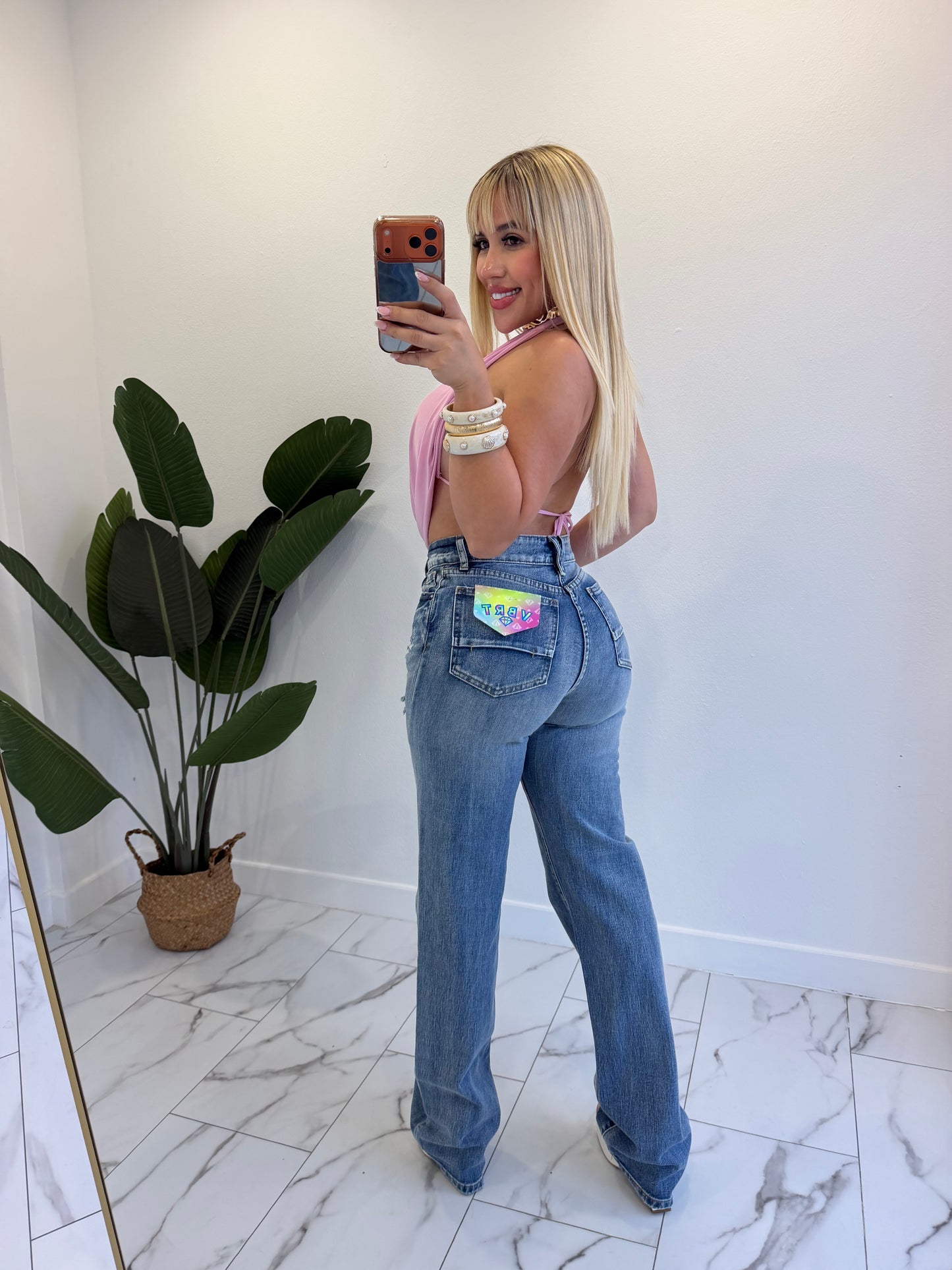 Vibrant Straight leg Jean