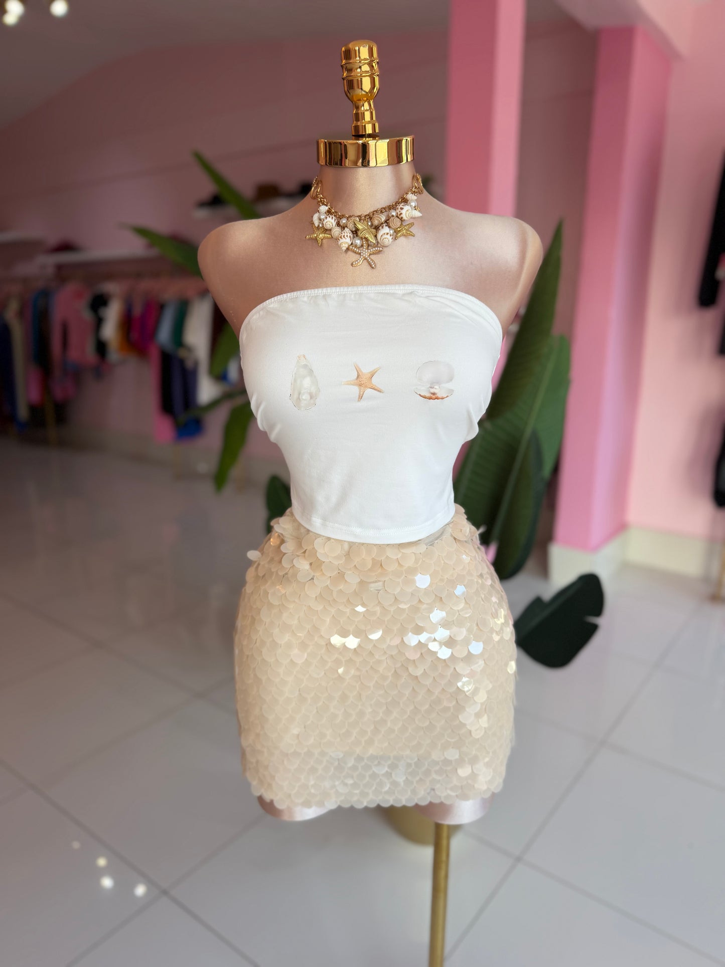 Nude sequins skirt