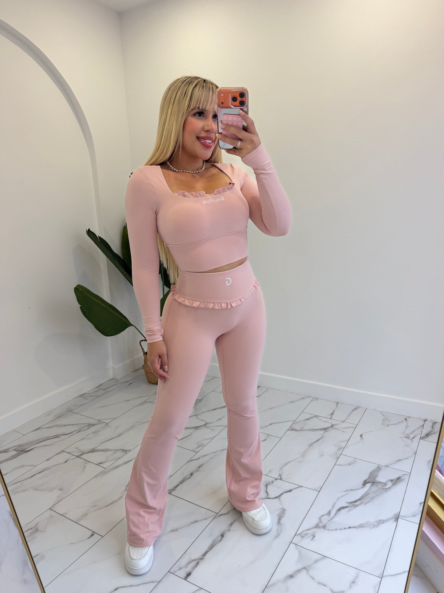 Ruffles sport set