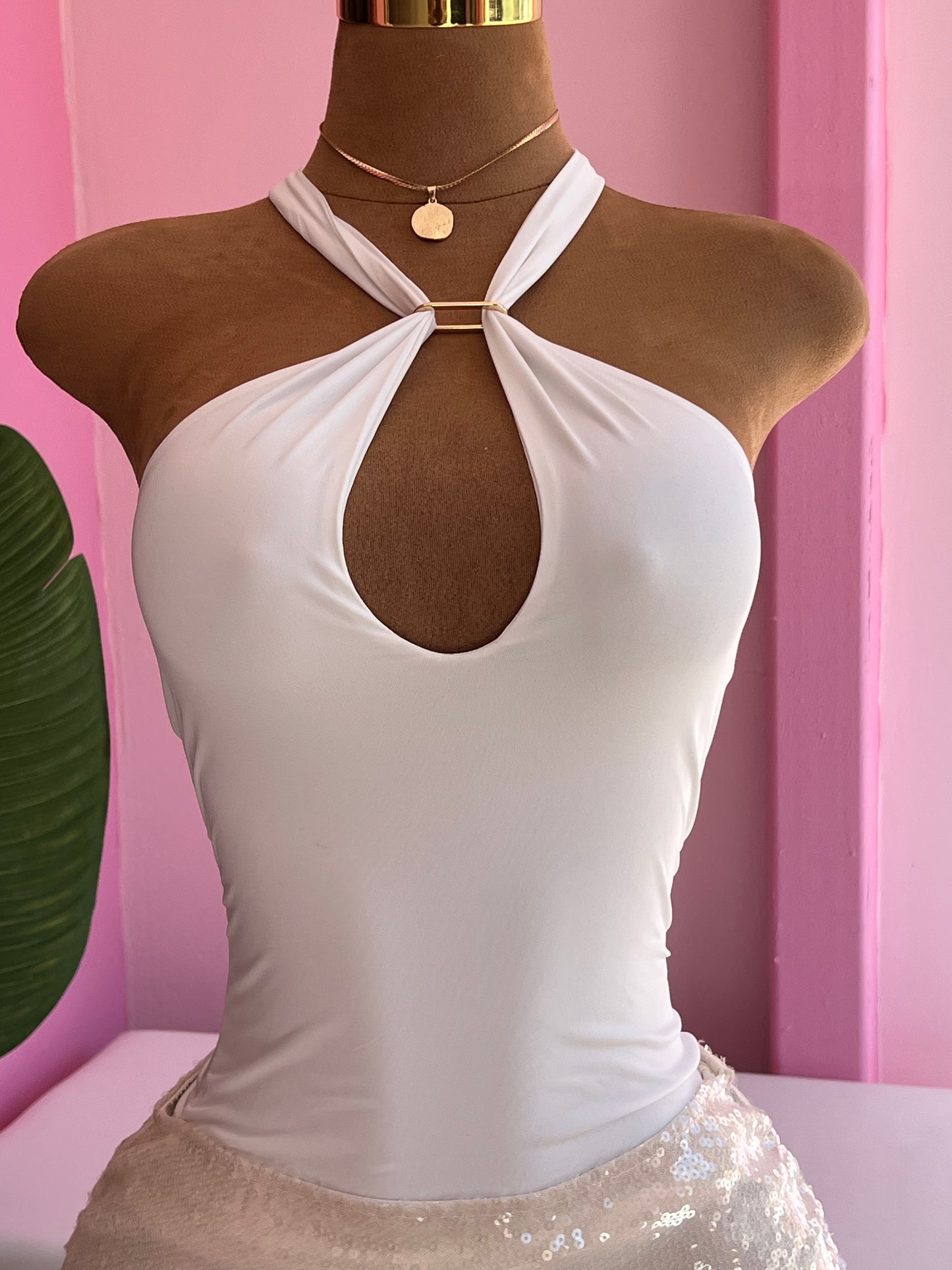 Ring white top