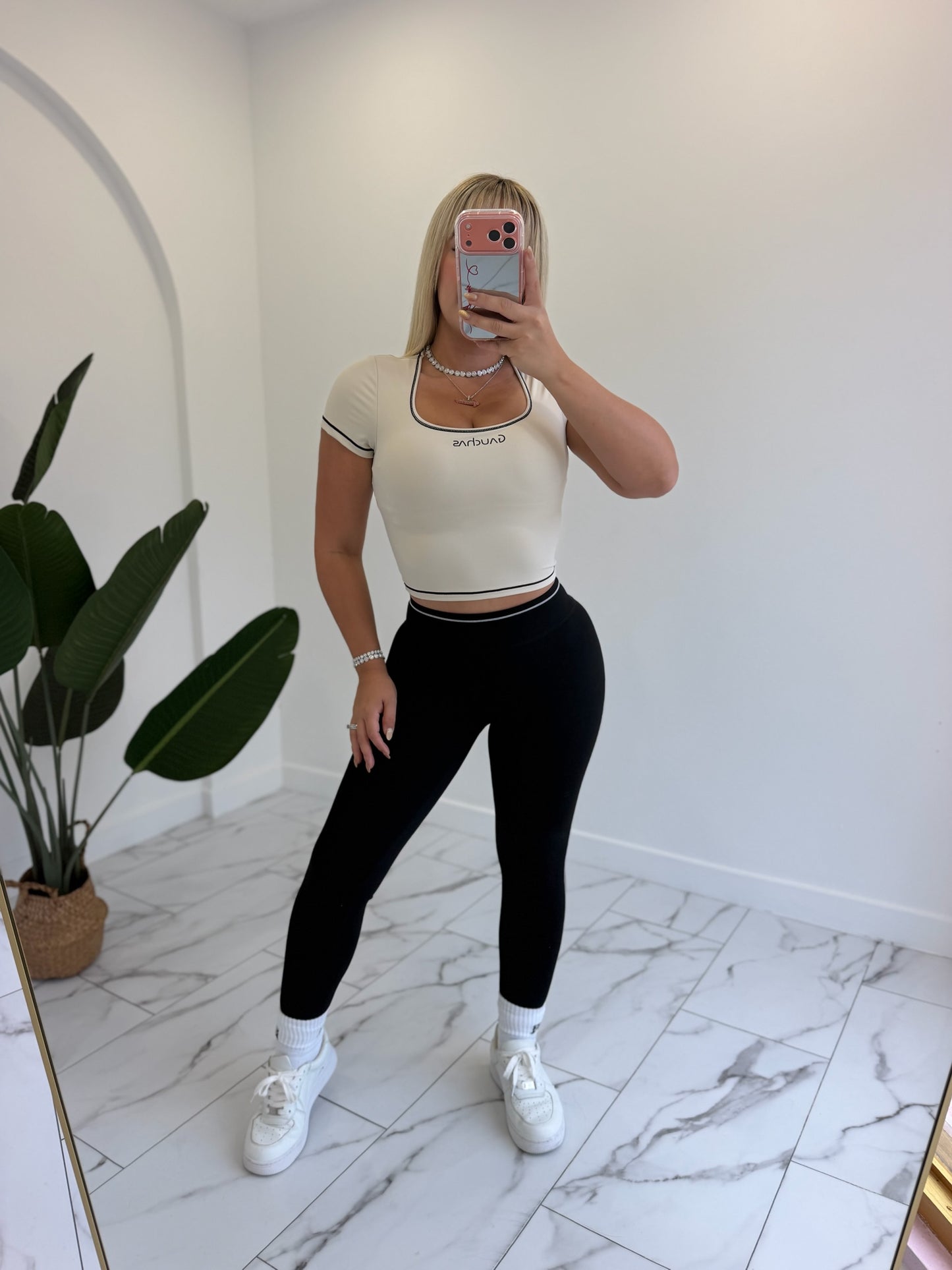 Tshirt sport lines