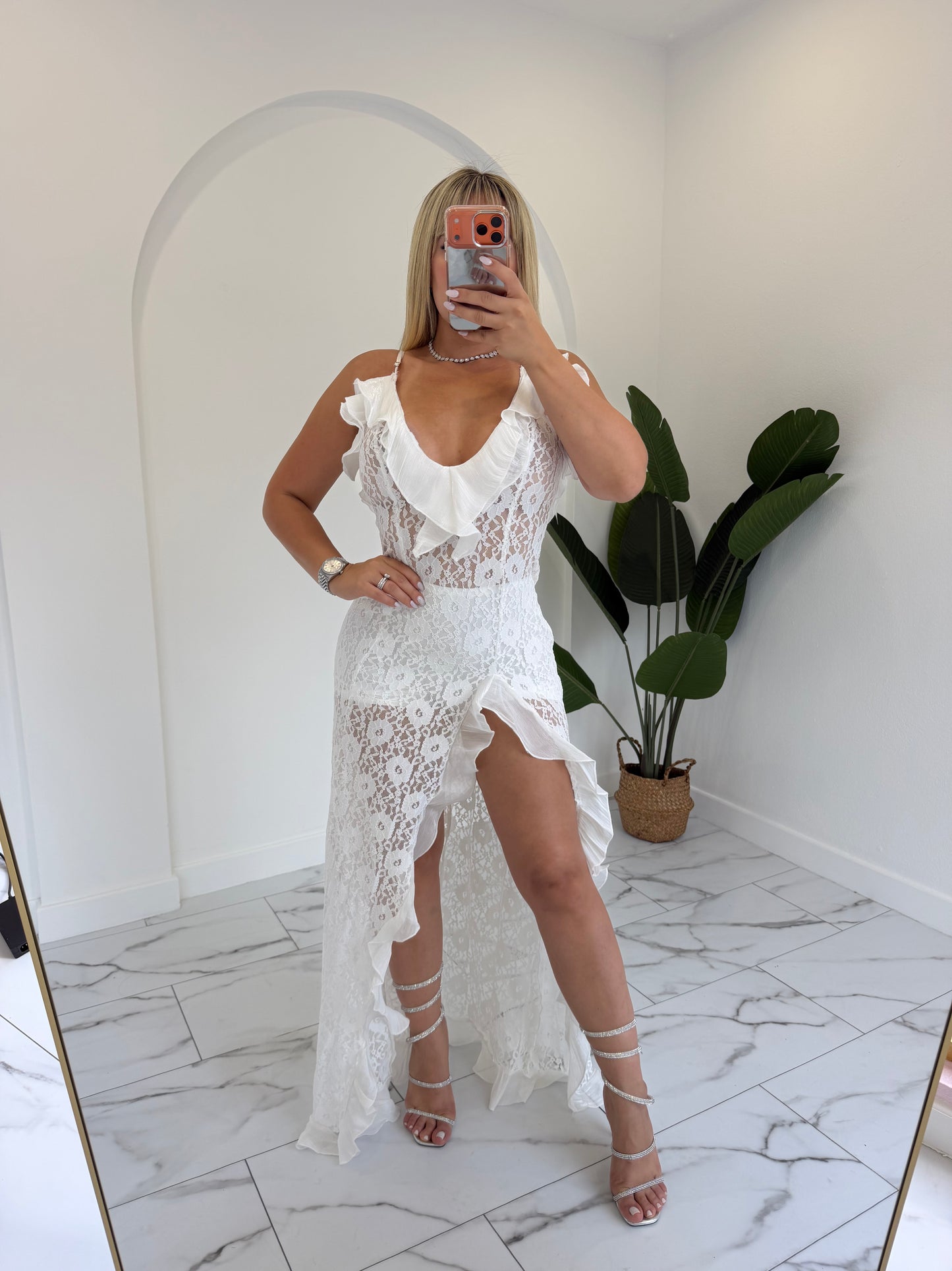 Encaje White Dress