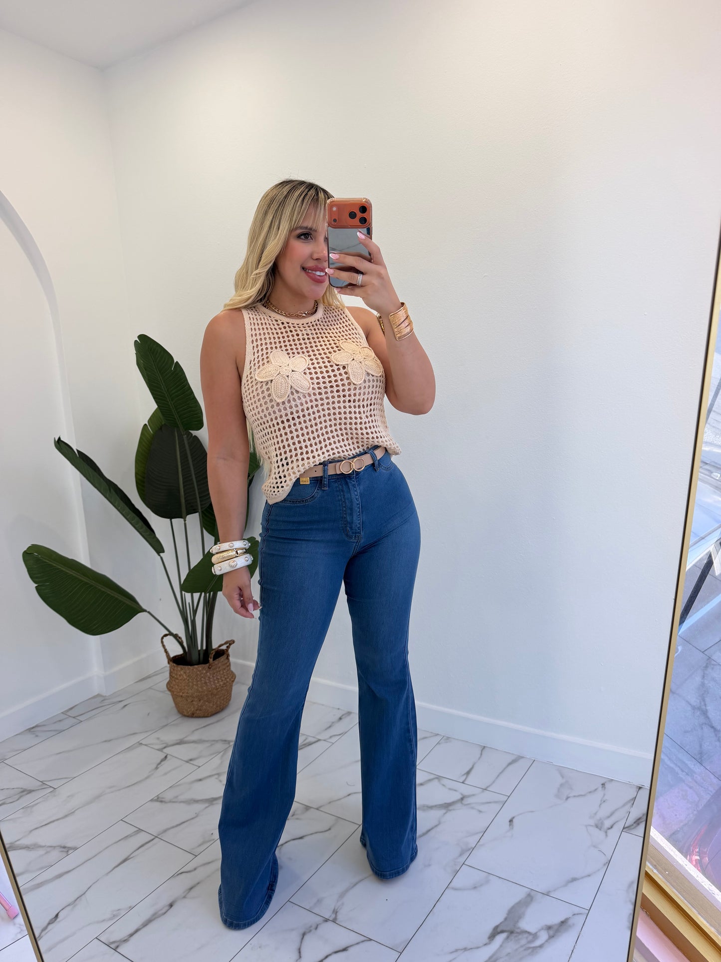 Crochet flores top